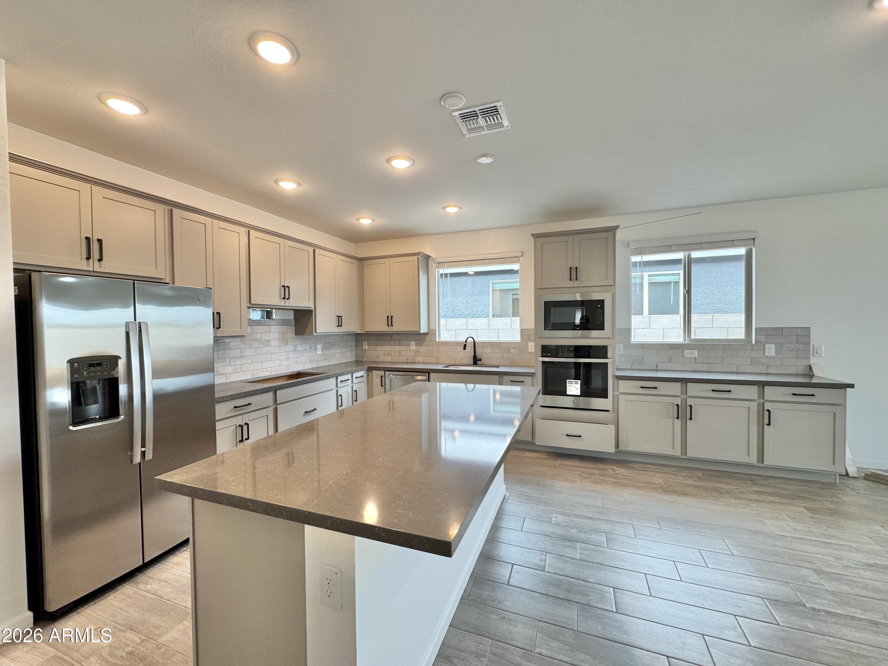 15706 W BROWN Street