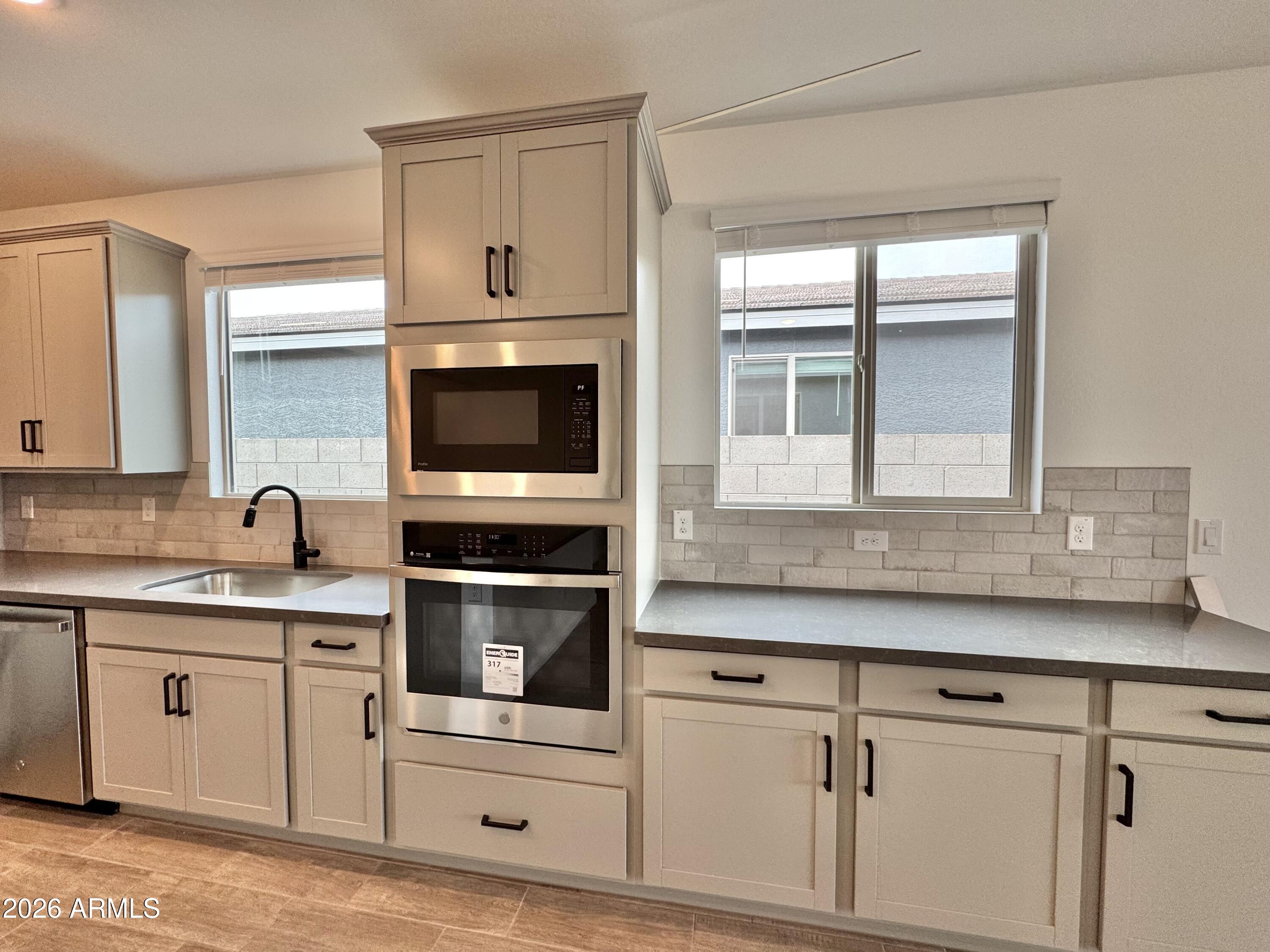 15706 W BROWN Street