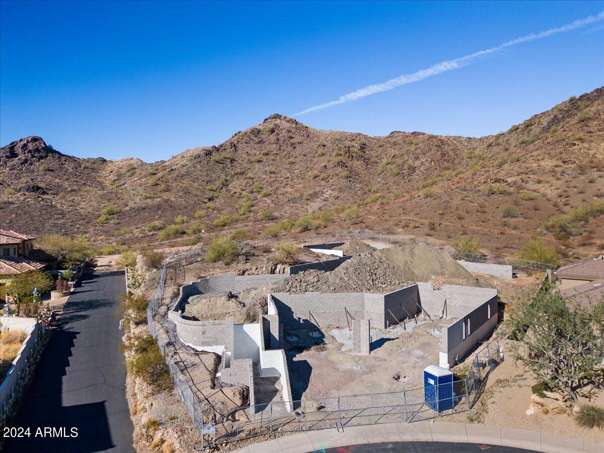 8626 N 17TH Place, 9