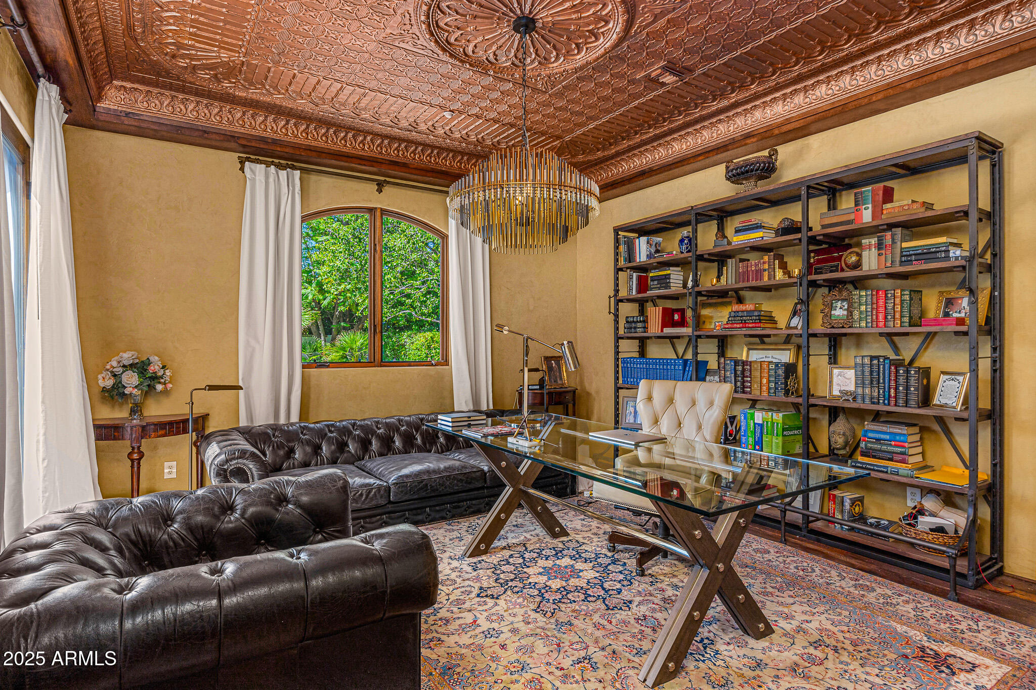 6809 E DOUBLETREE RANCH Road