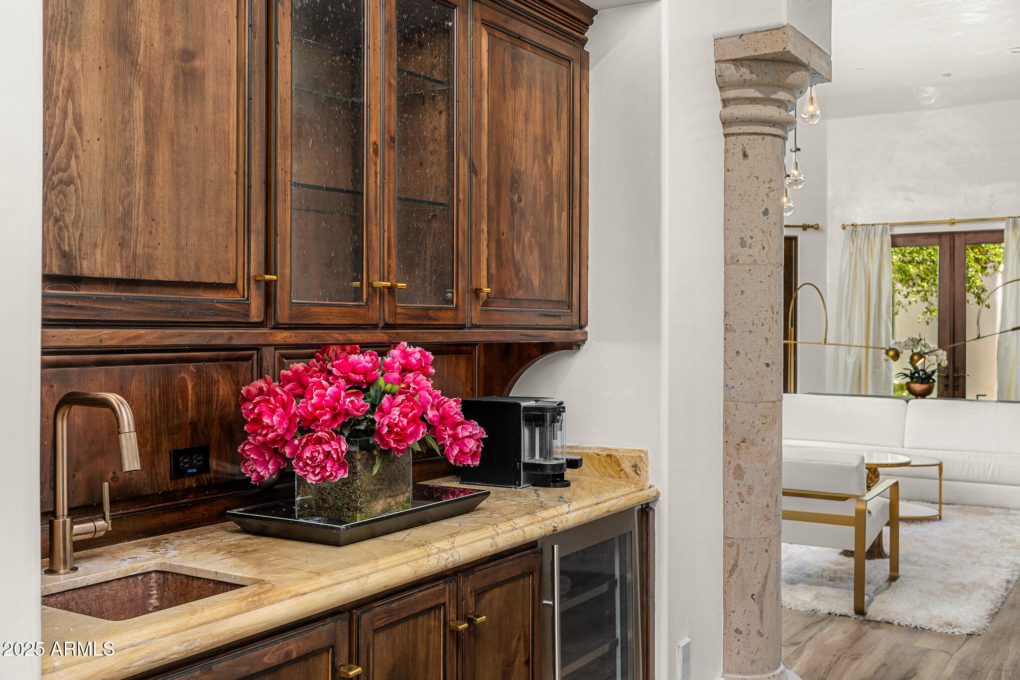 6809 E DOUBLETREE RANCH Road