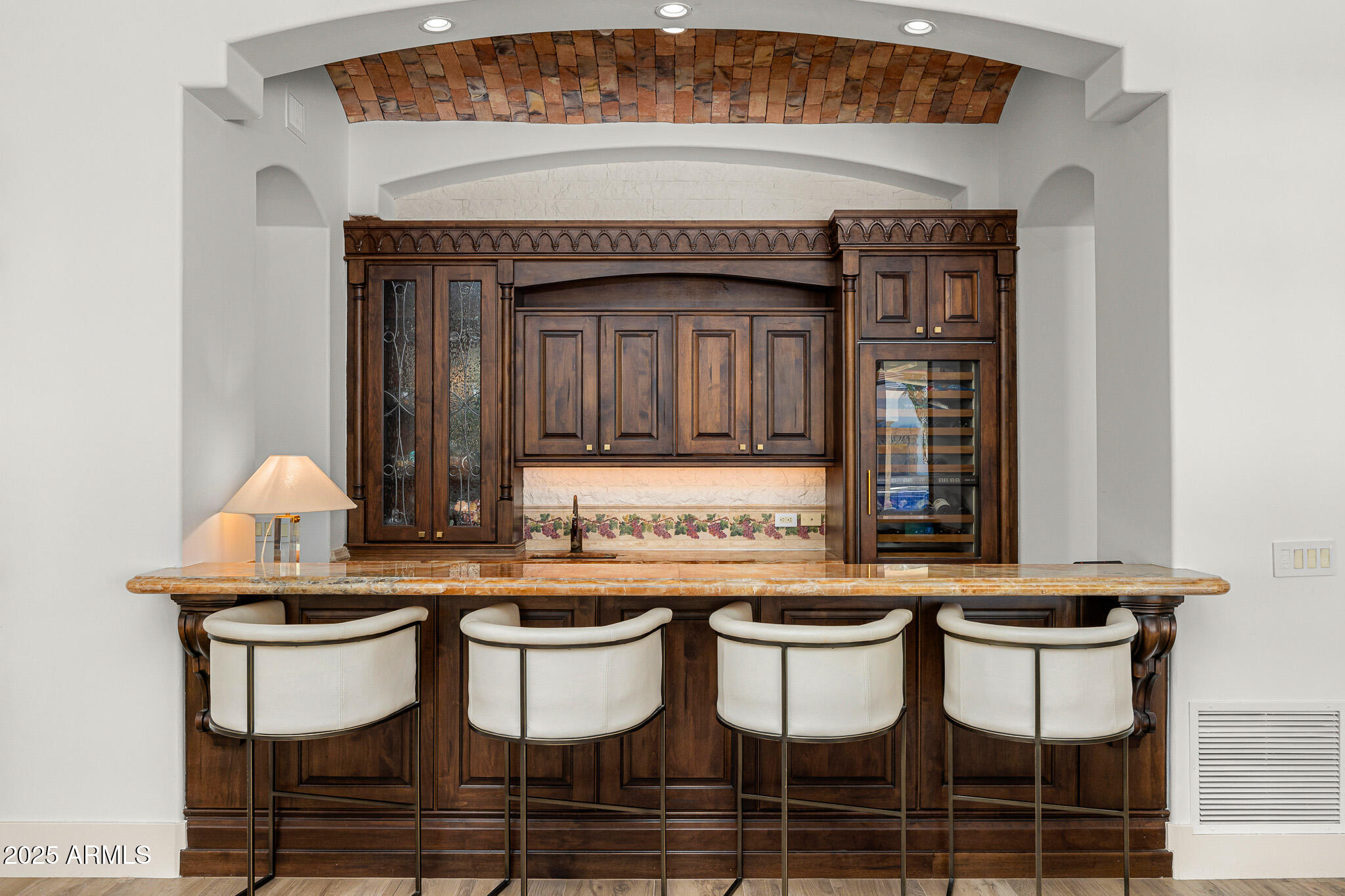 6809 E DOUBLETREE RANCH Road