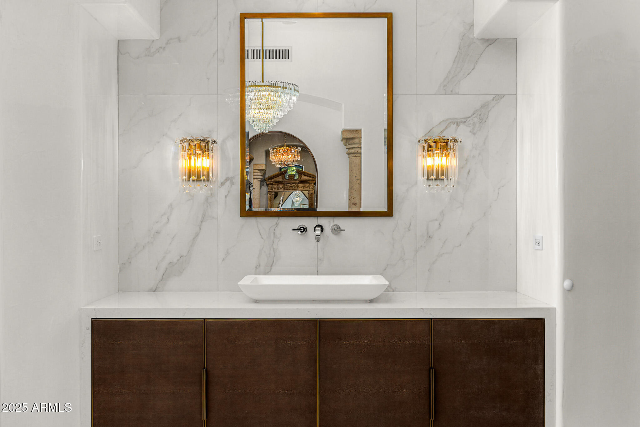 6809 E DOUBLETREE RANCH Road