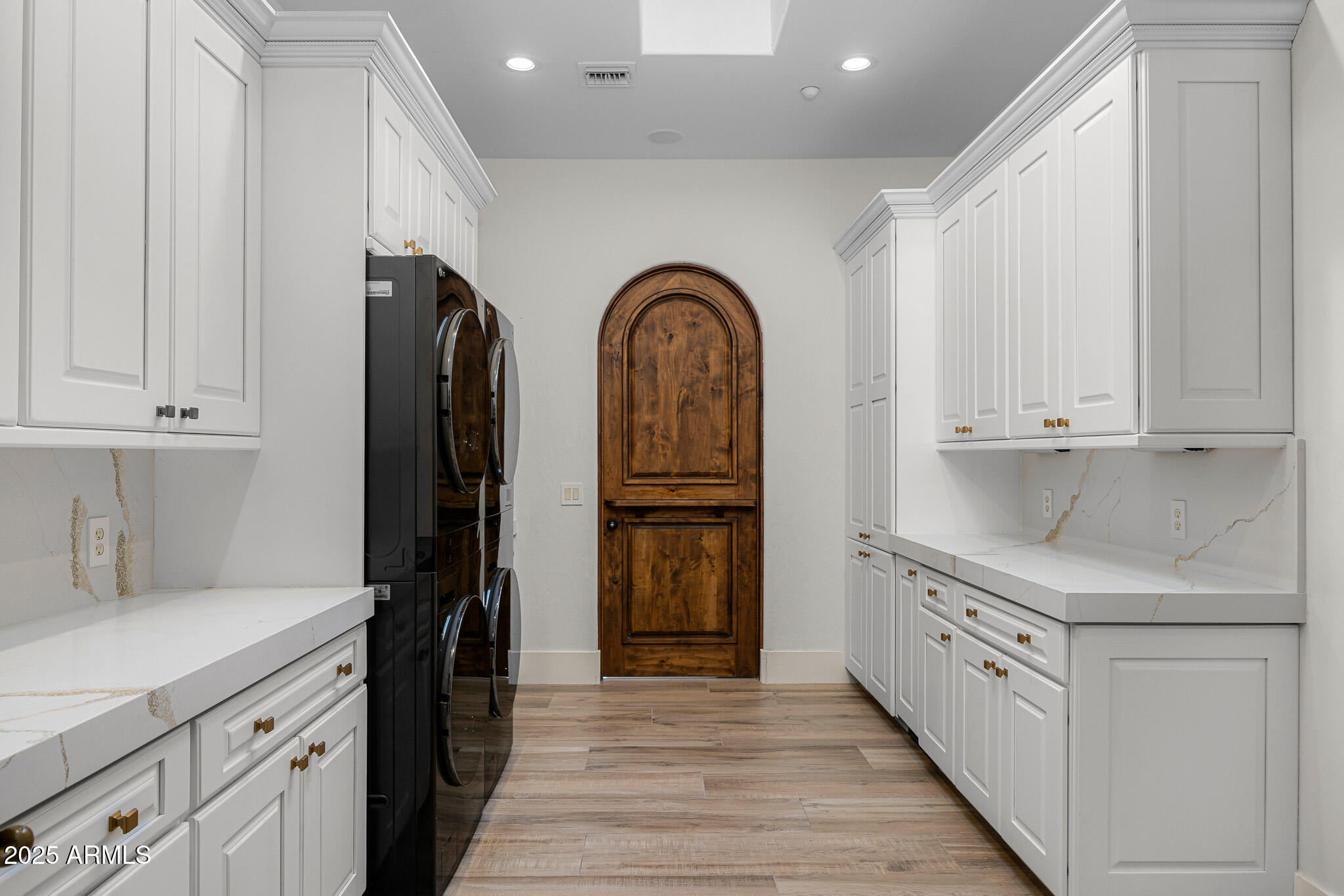 6809 E DOUBLETREE RANCH Road