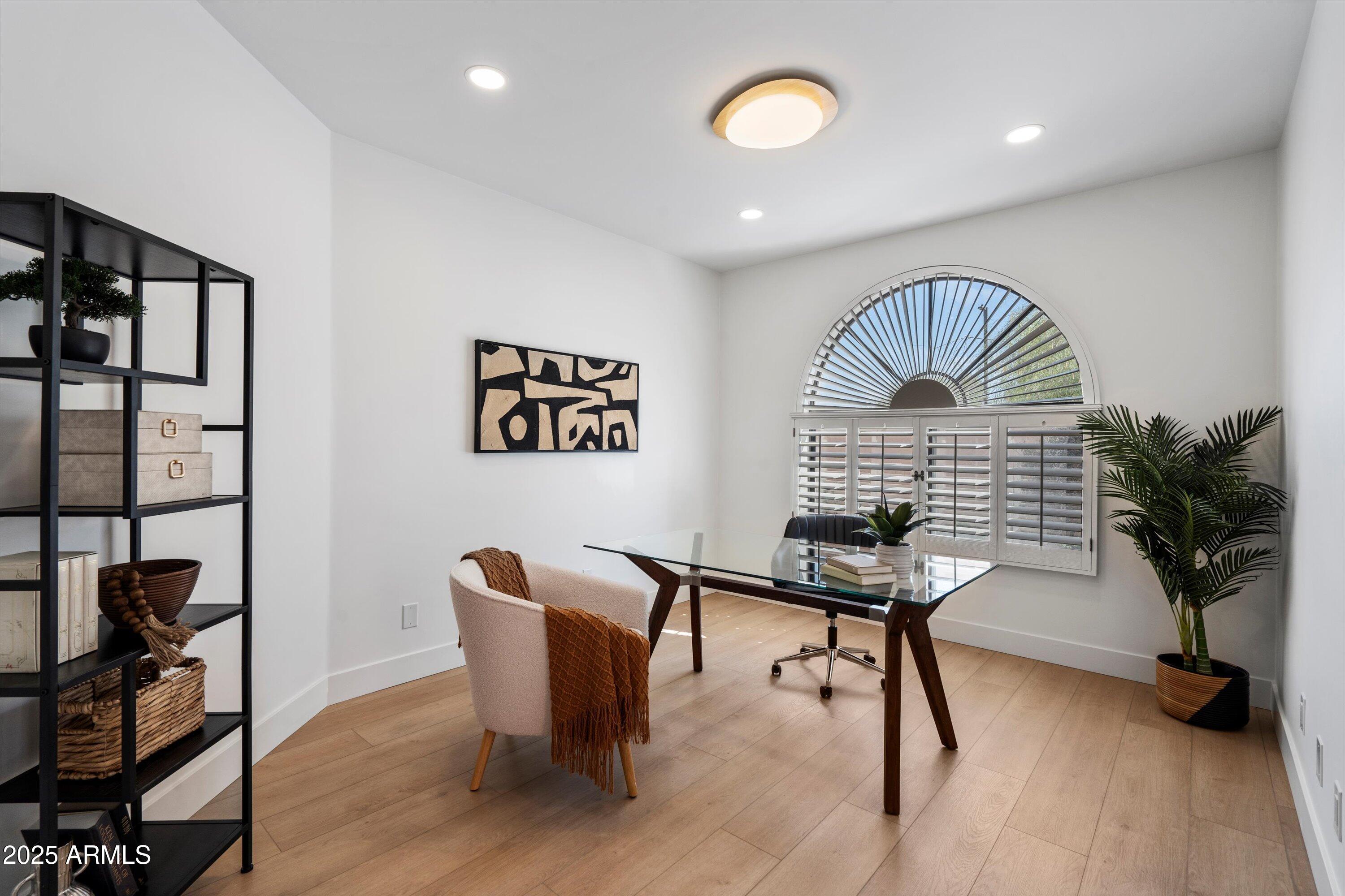 10061 E TURQUOISE Avenue