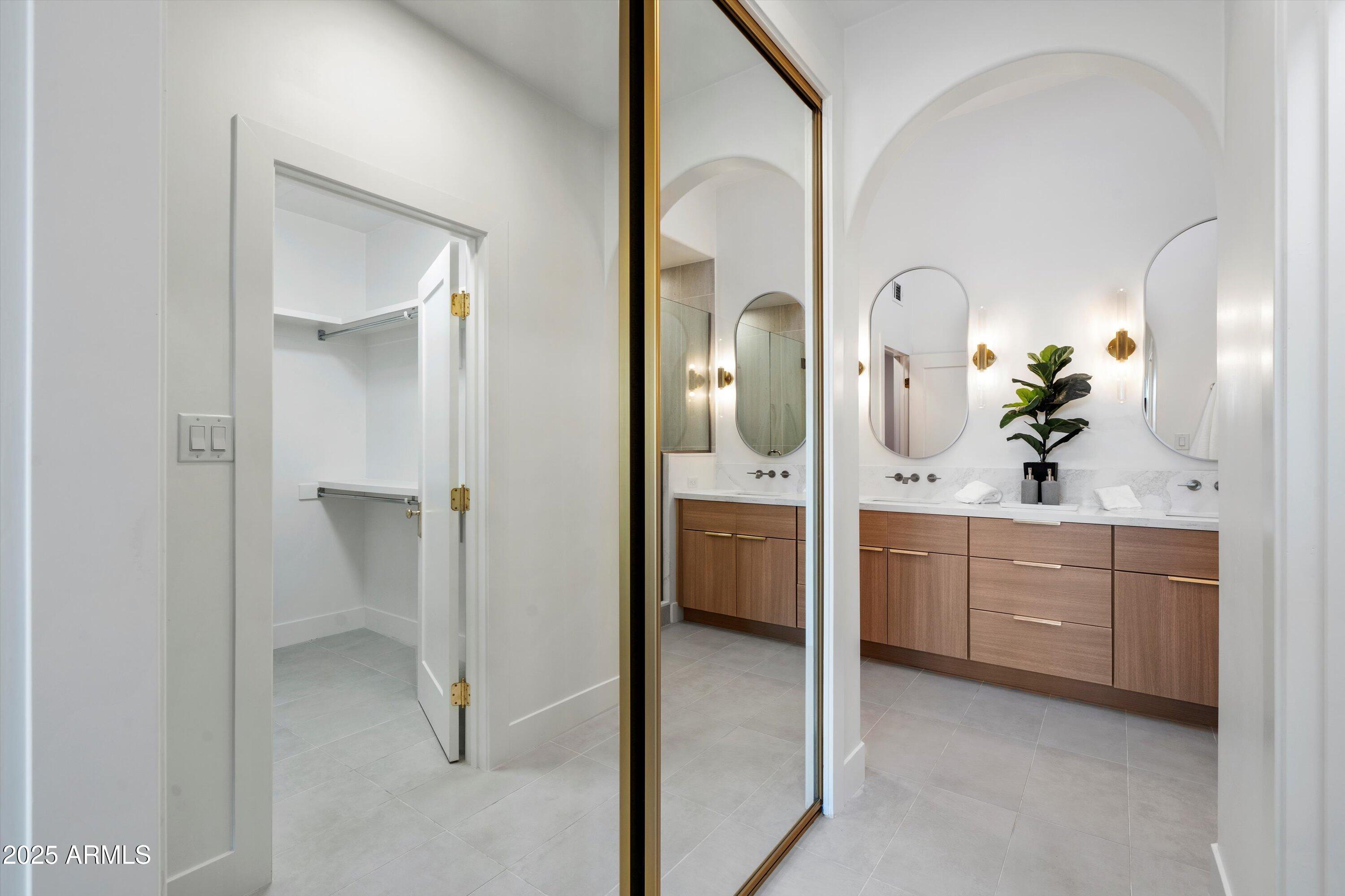 10061 E TURQUOISE Avenue