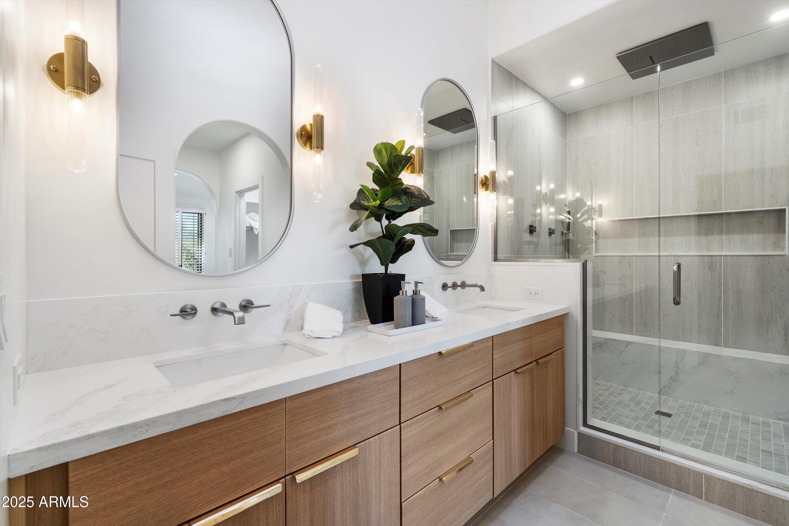 10061 E TURQUOISE Avenue