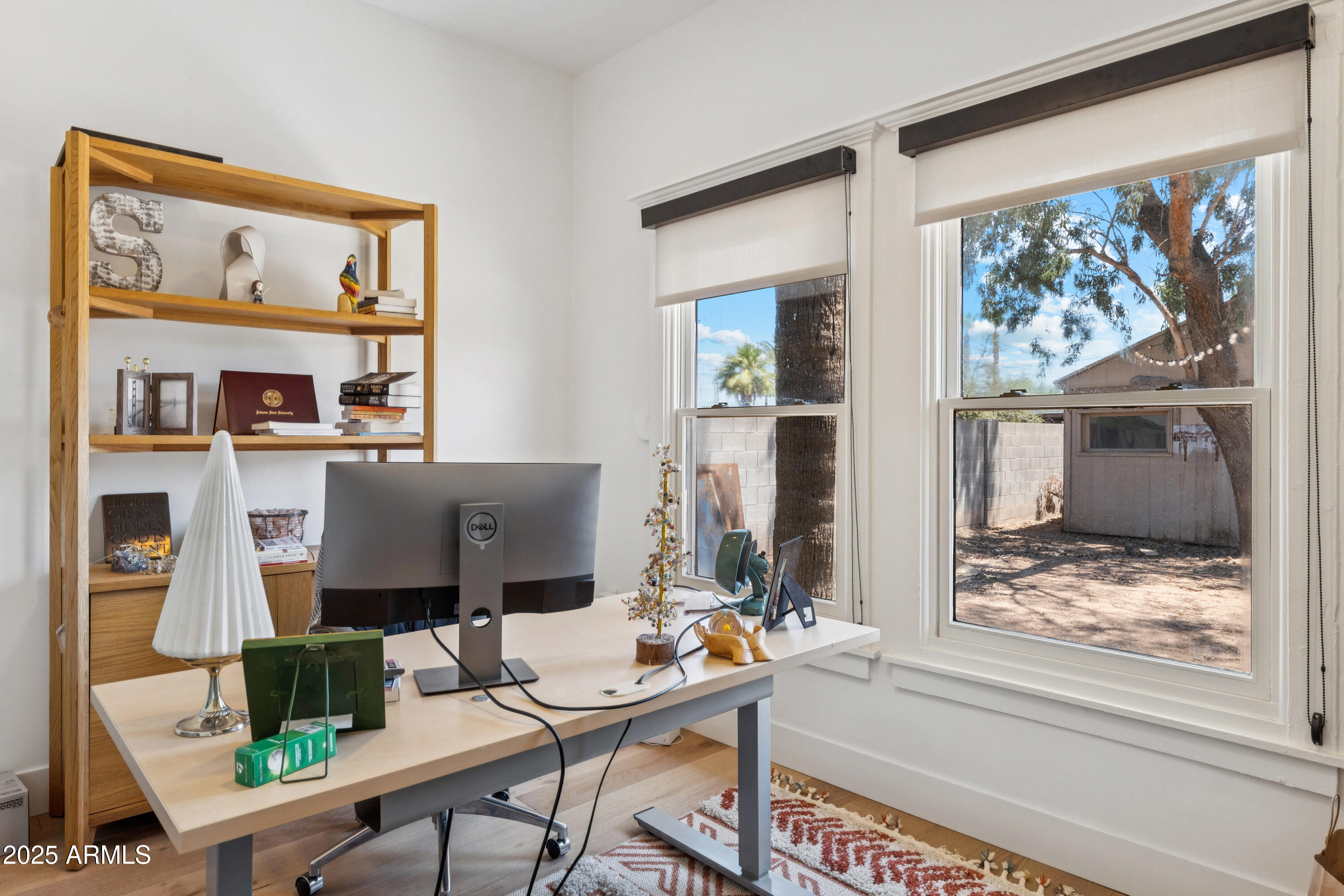 755 E MORELAND Street