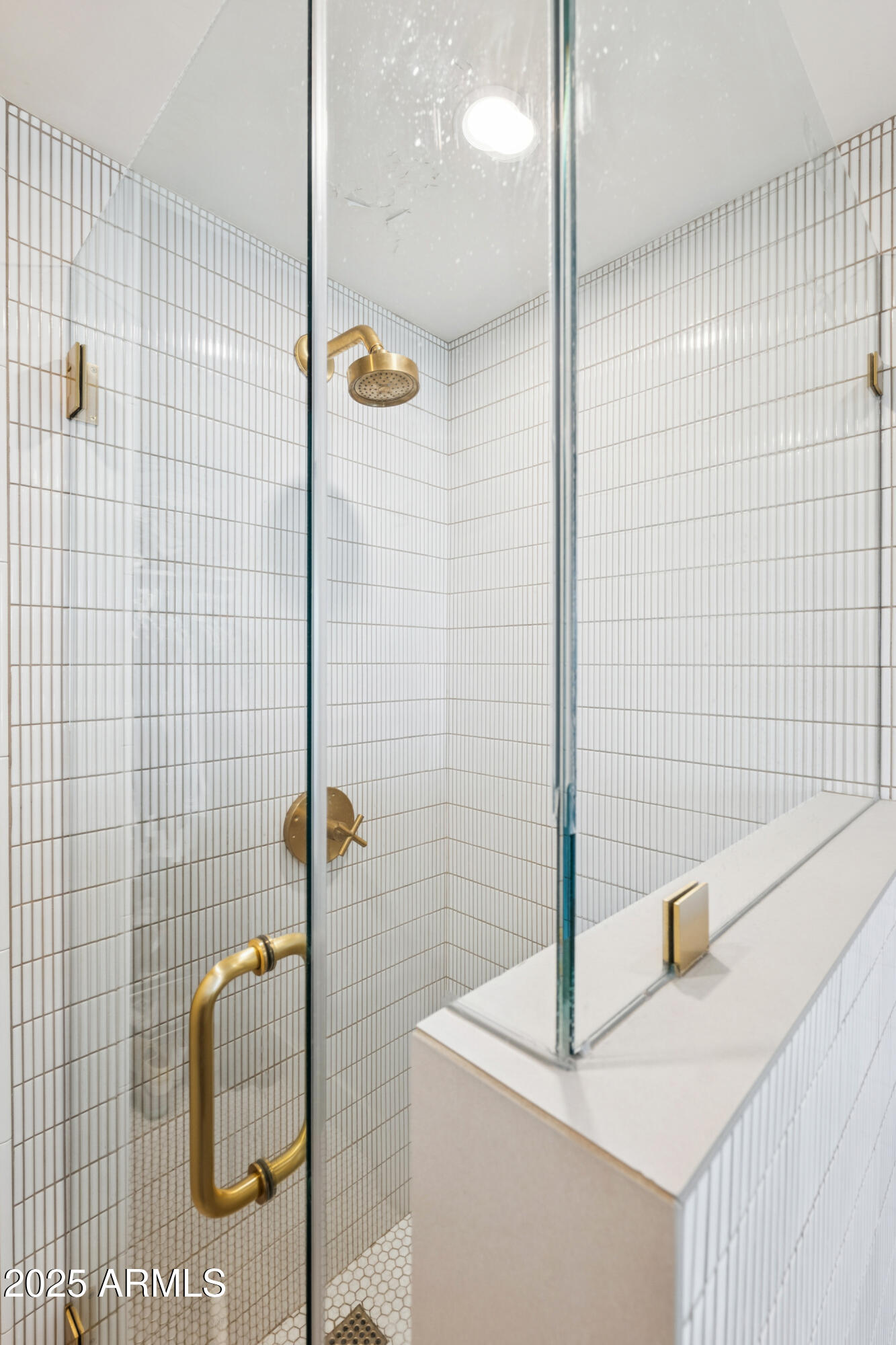 755 E MORELAND Street