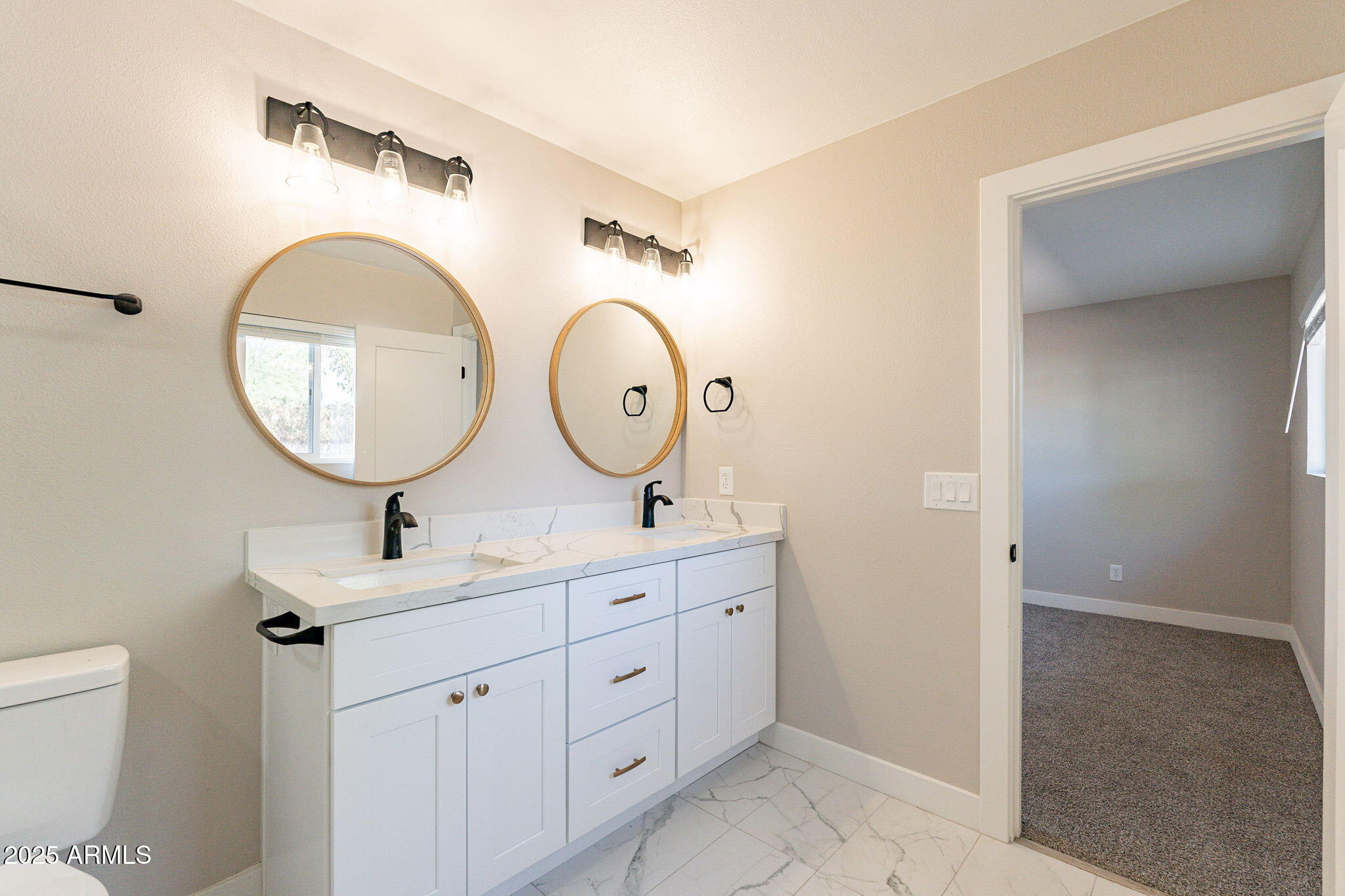 8202 E PICCADILLY Road