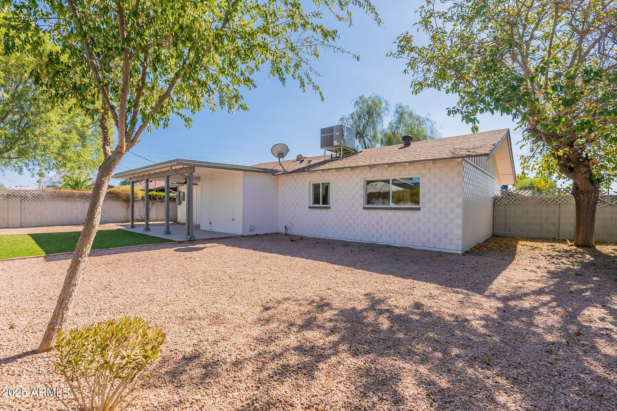 8202 E PICCADILLY Road