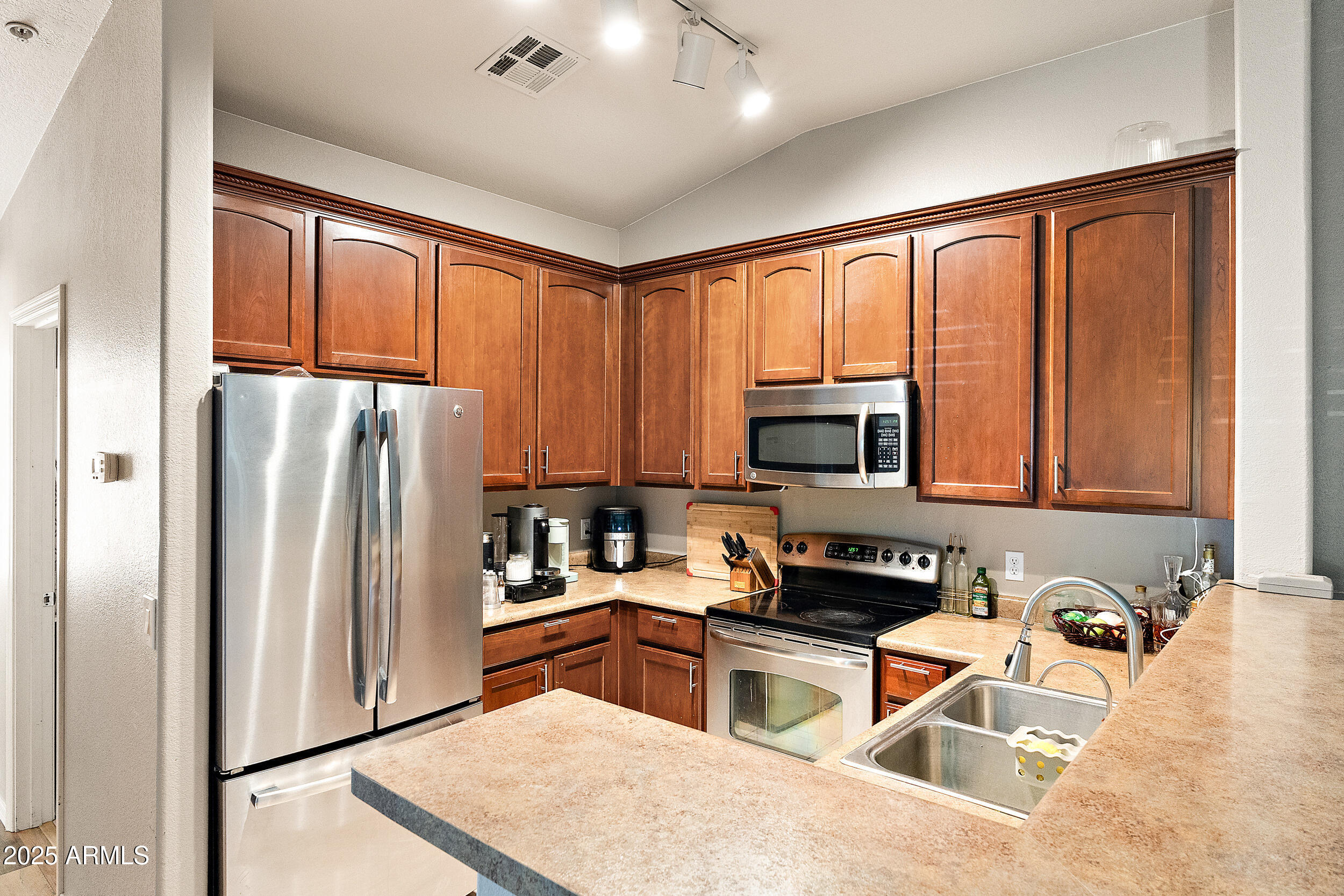 2727 N PRICE Road, 57