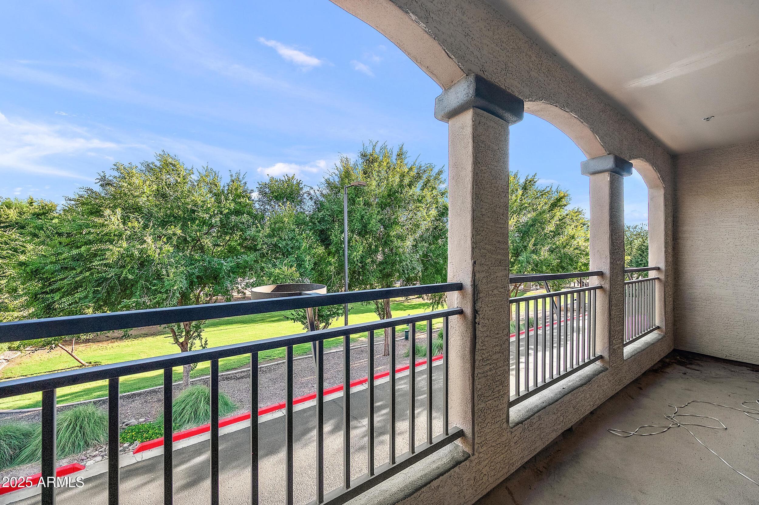 2727 N PRICE Road, 57