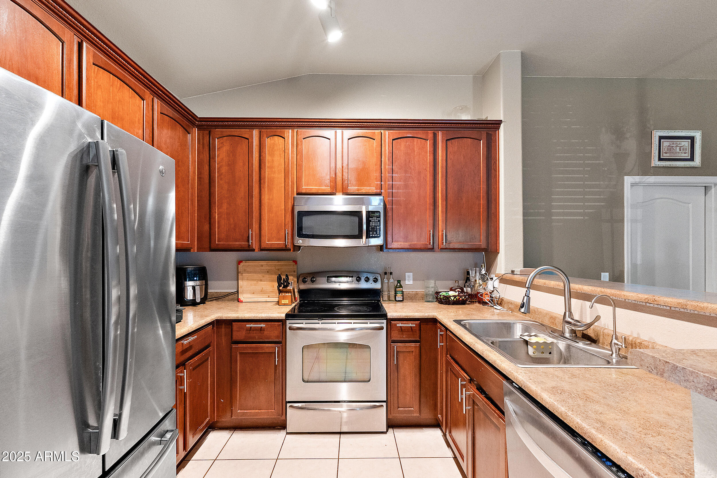 2727 N PRICE Road, 57