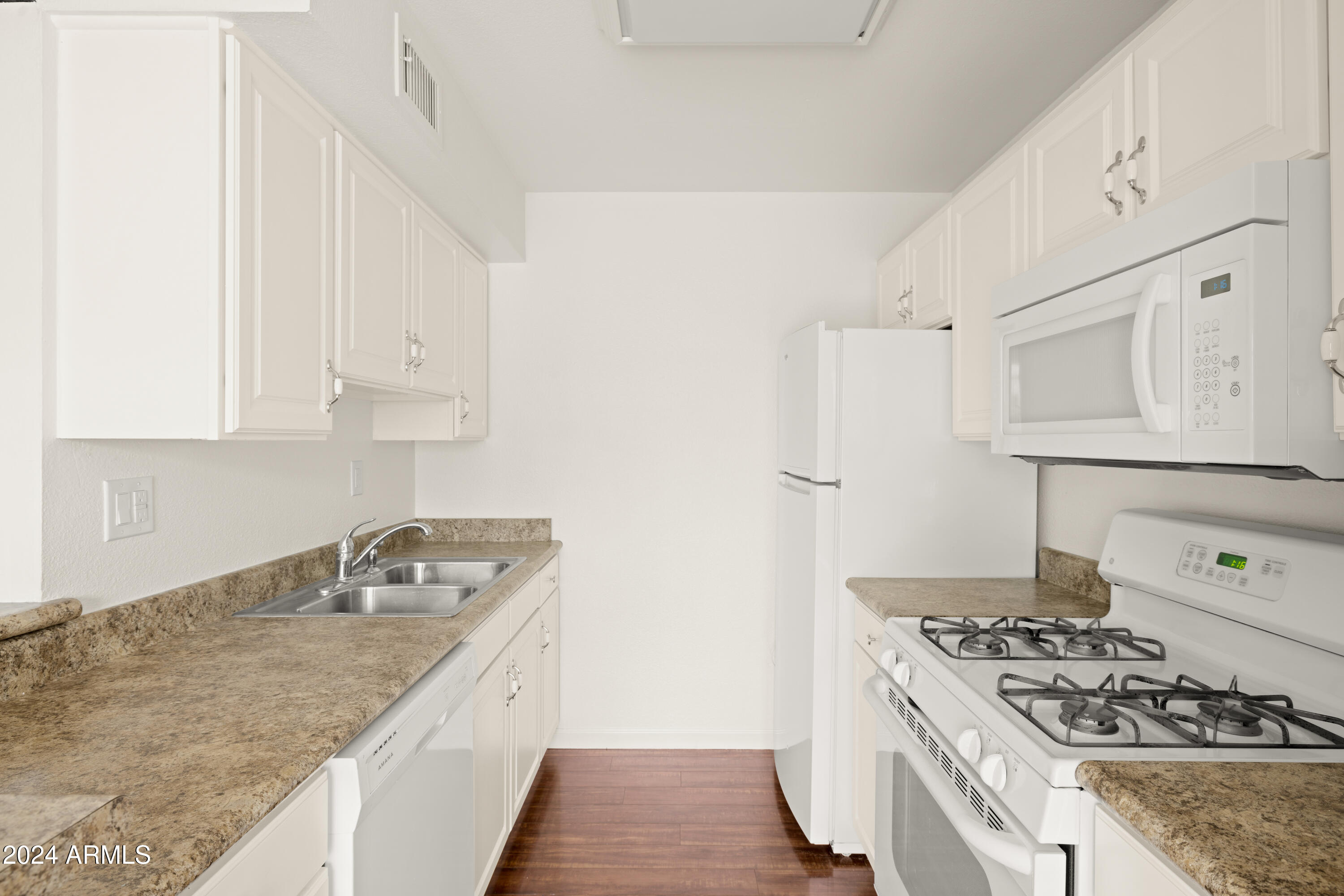 3828 N 32ND Street, 104