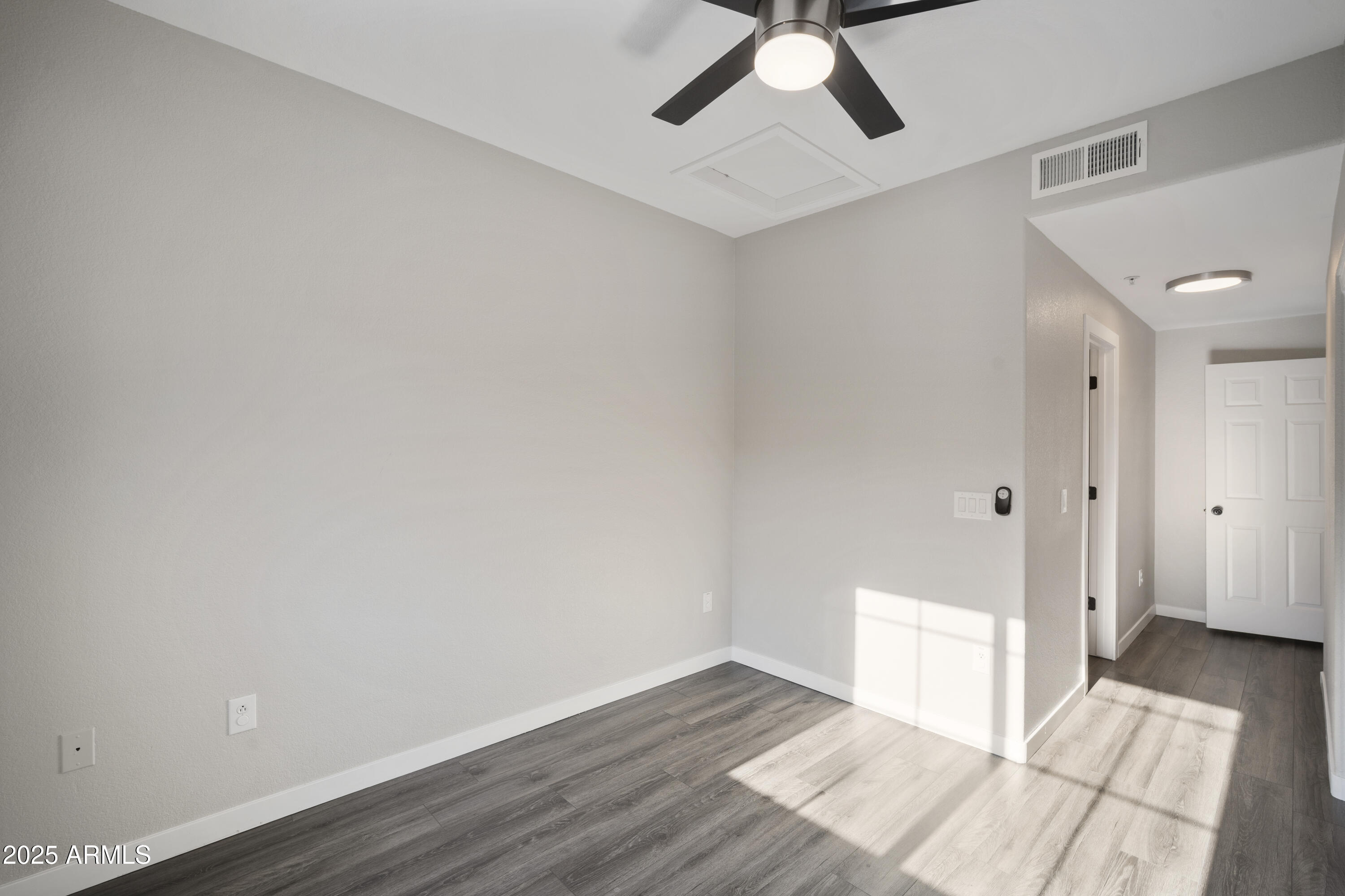 18250 N CAVE CREEK Road, 180