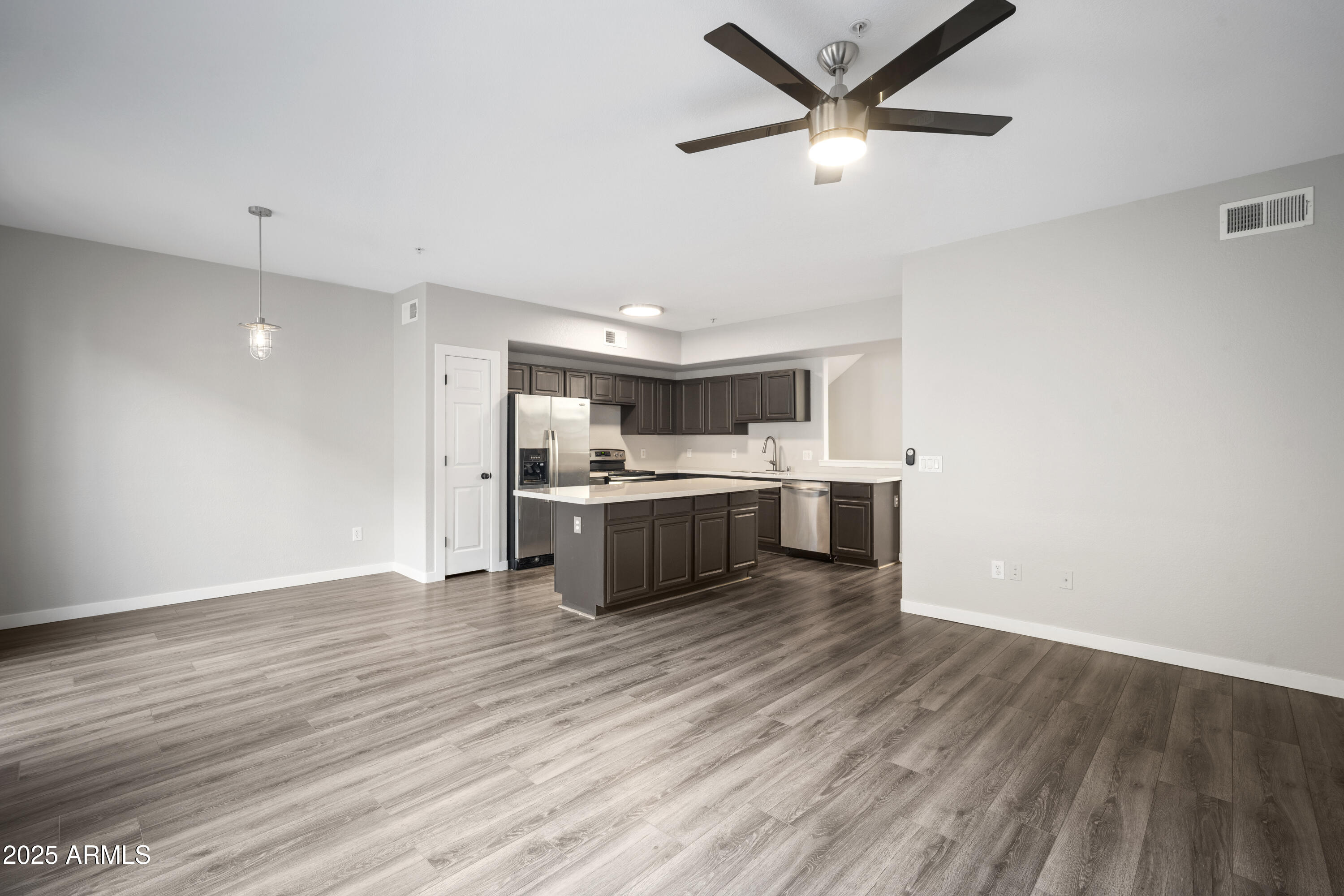 18250 N CAVE CREEK Road, 180