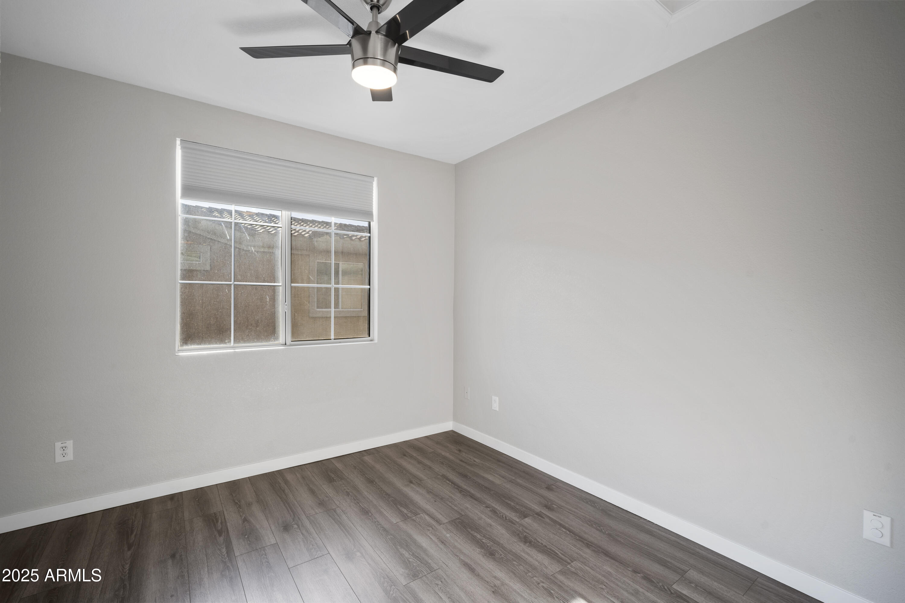 18250 N CAVE CREEK Road, 180