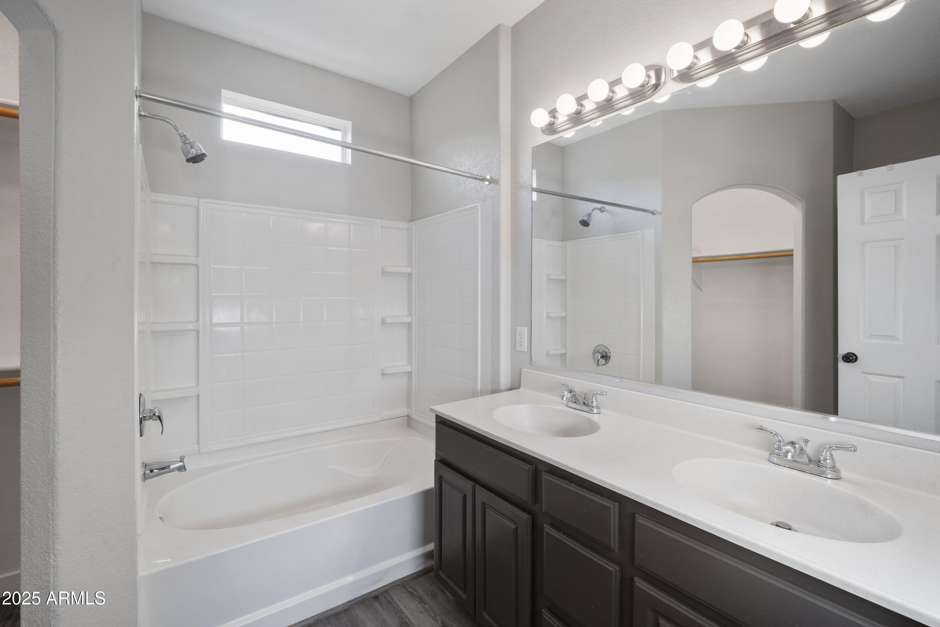 18250 N CAVE CREEK Road, 180