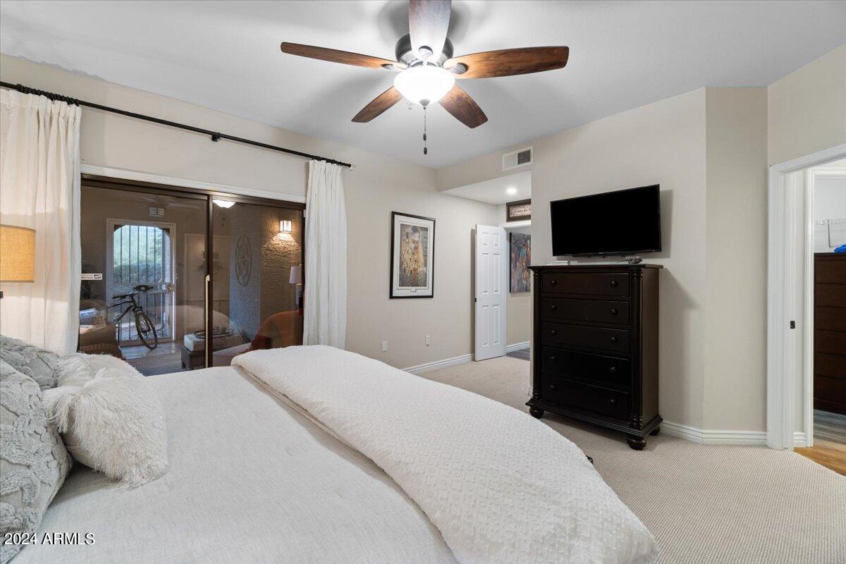 15050 N THOMPSON PEAK Parkway, 1040