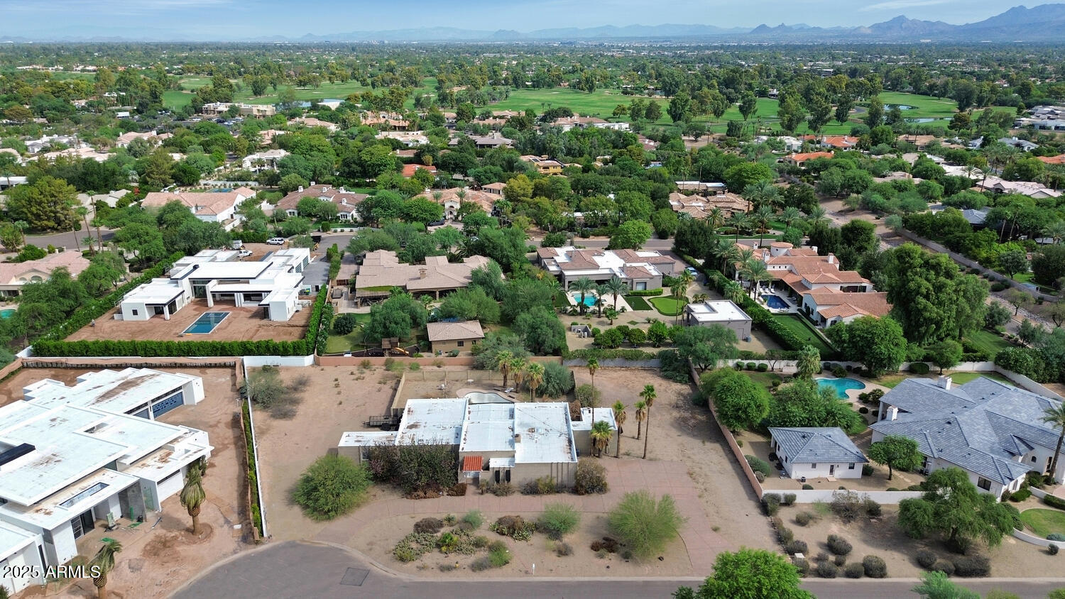 6902 E BELMONT Avenue