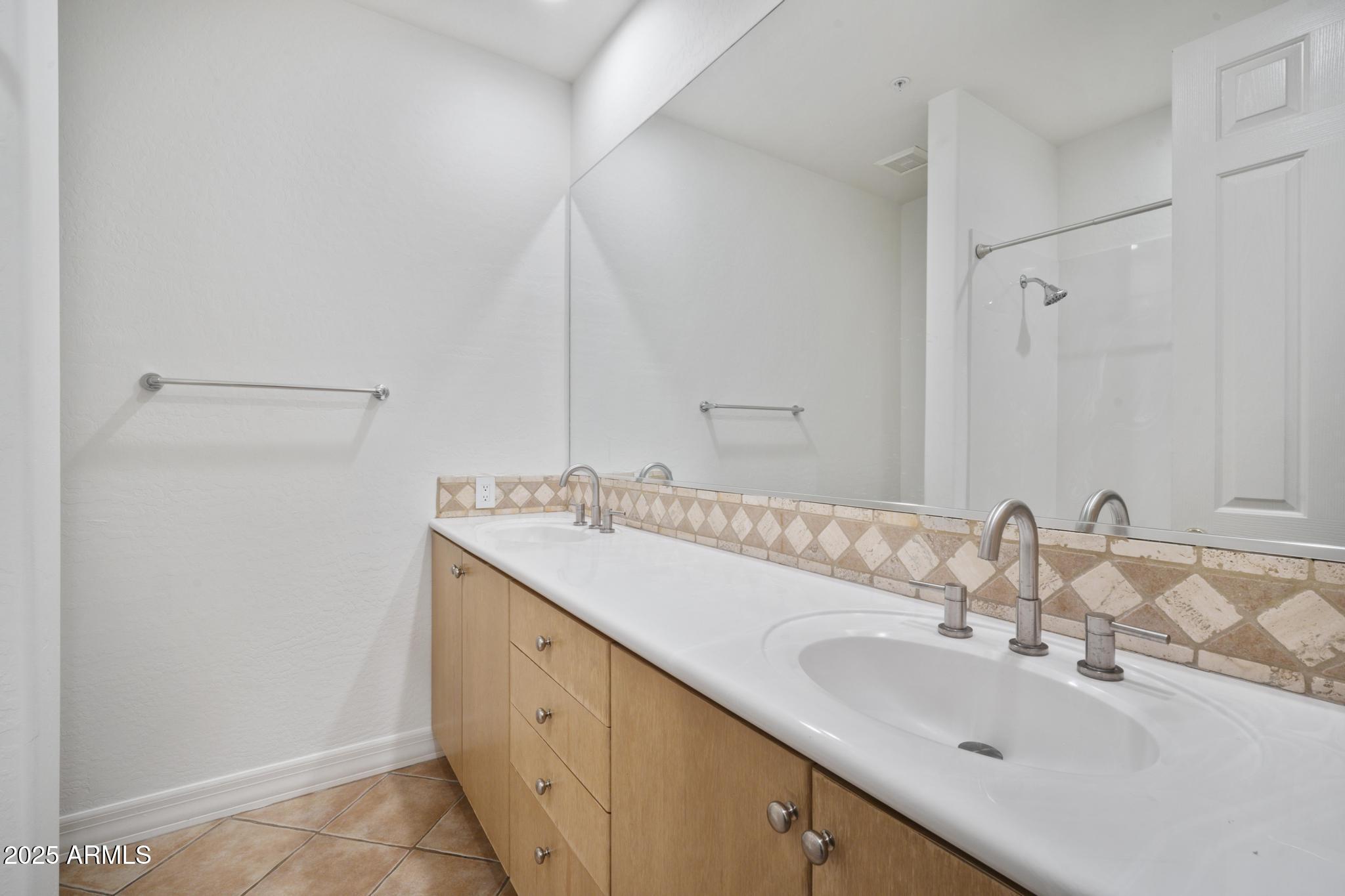 9359 E CAVALRY Drive