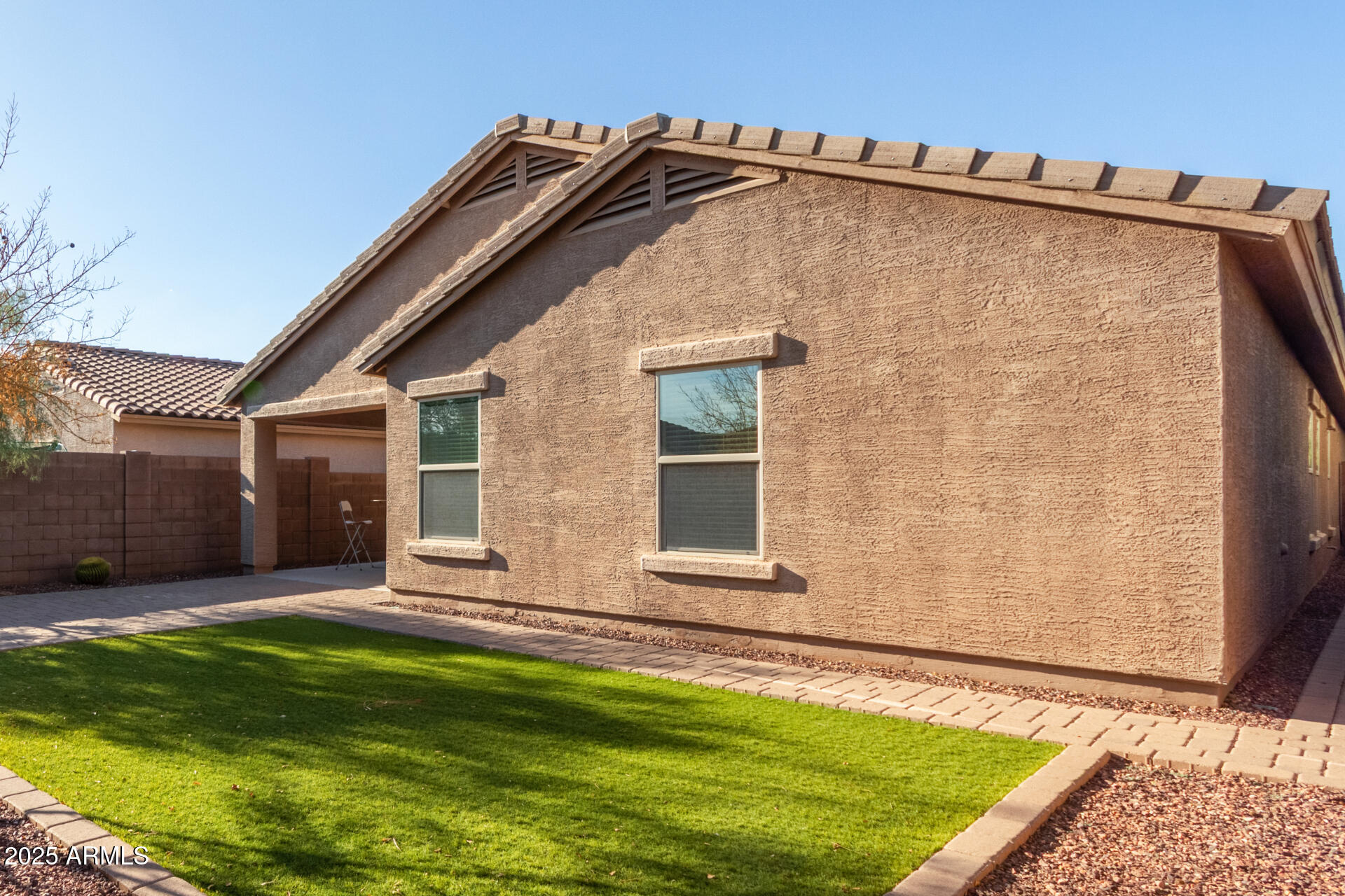 2025 E ANDERSON Drive