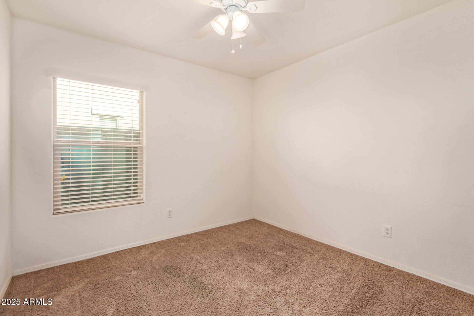 2025 E ANDERSON Drive