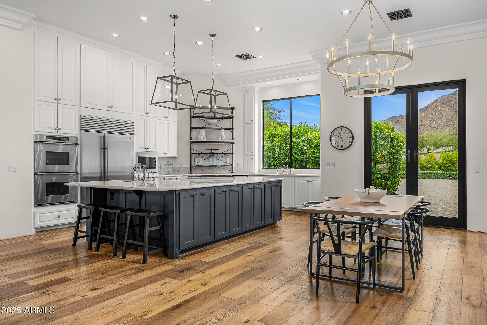 6502 N LOST DUTCHMAN Drive