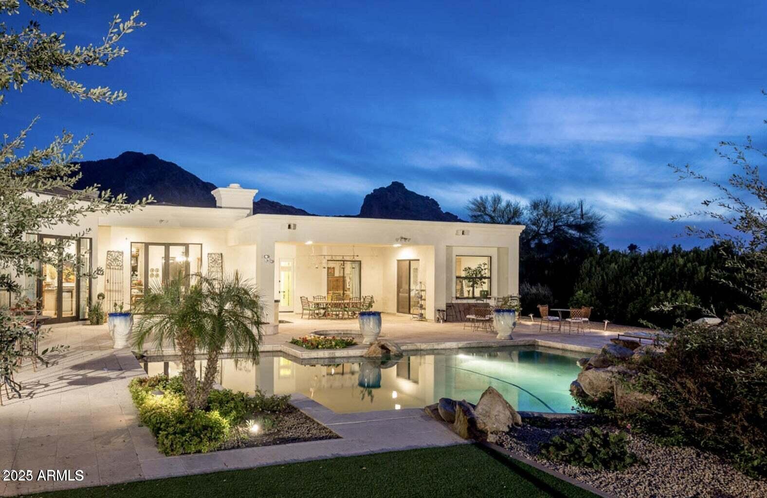 6502 N LOST DUTCHMAN Drive