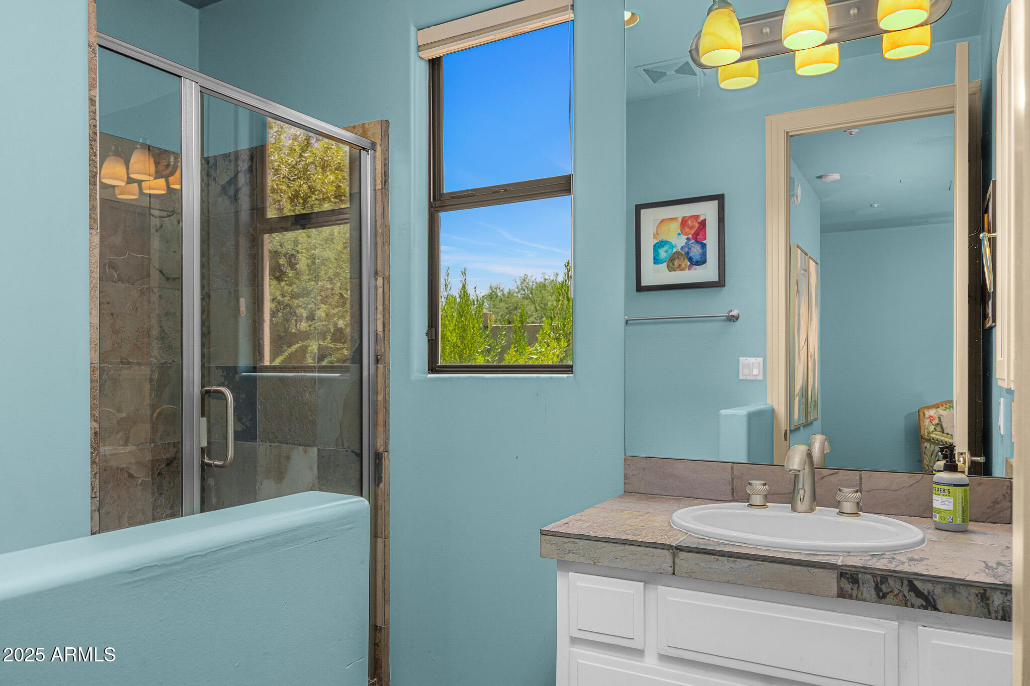 6502 N LOST DUTCHMAN Drive