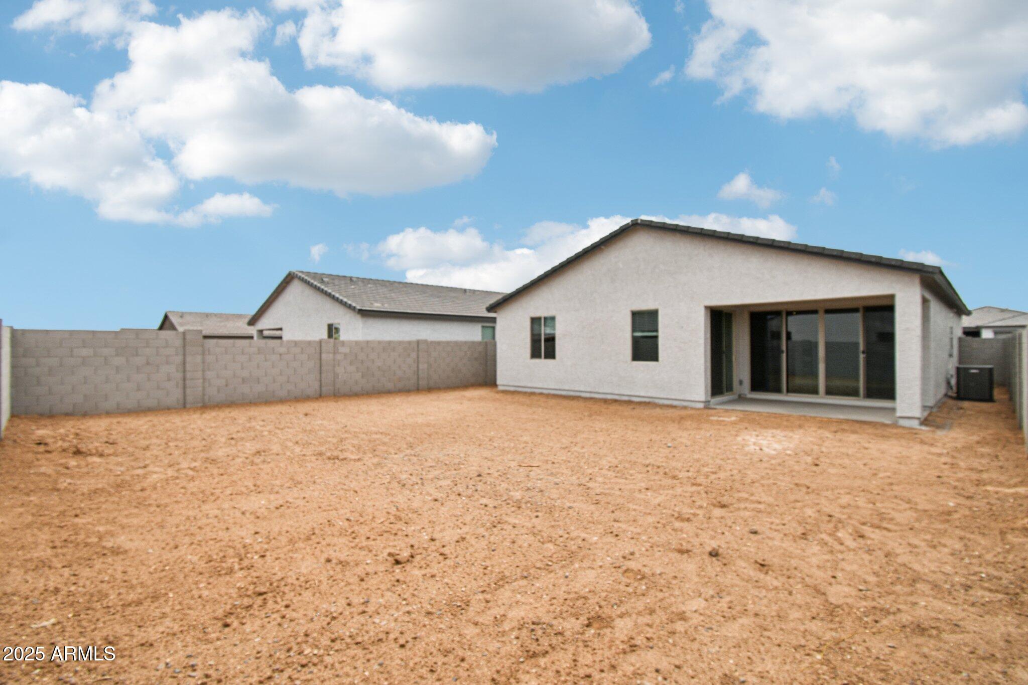 15792 W BERYL Avenue