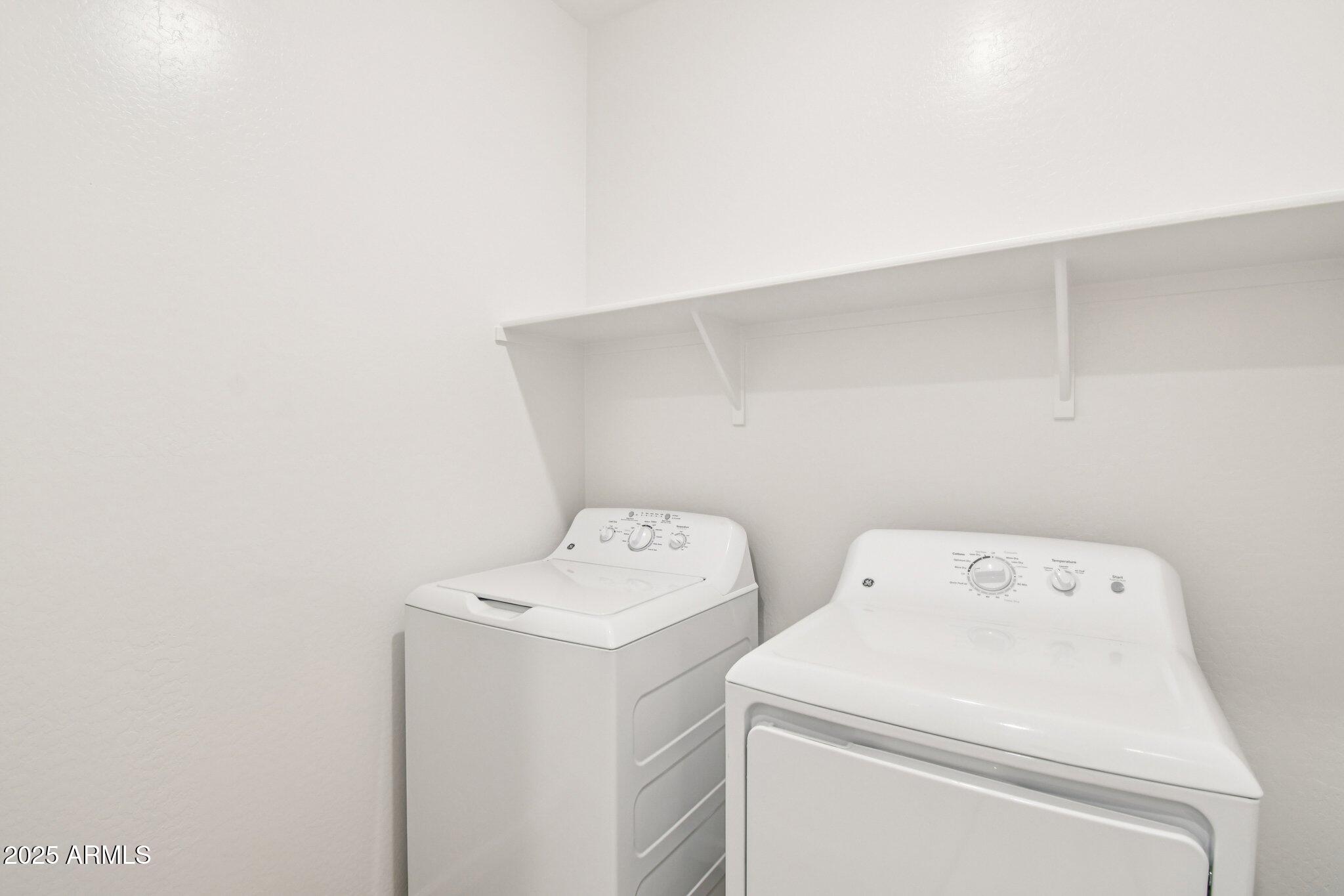 15792 W BERYL Avenue