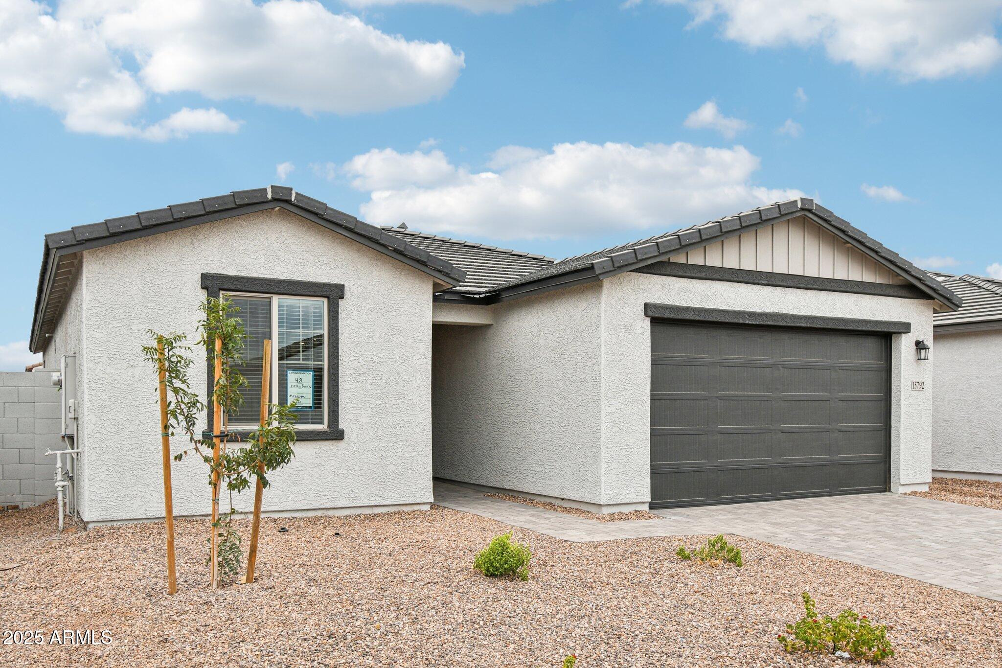 15792 W BERYL Avenue