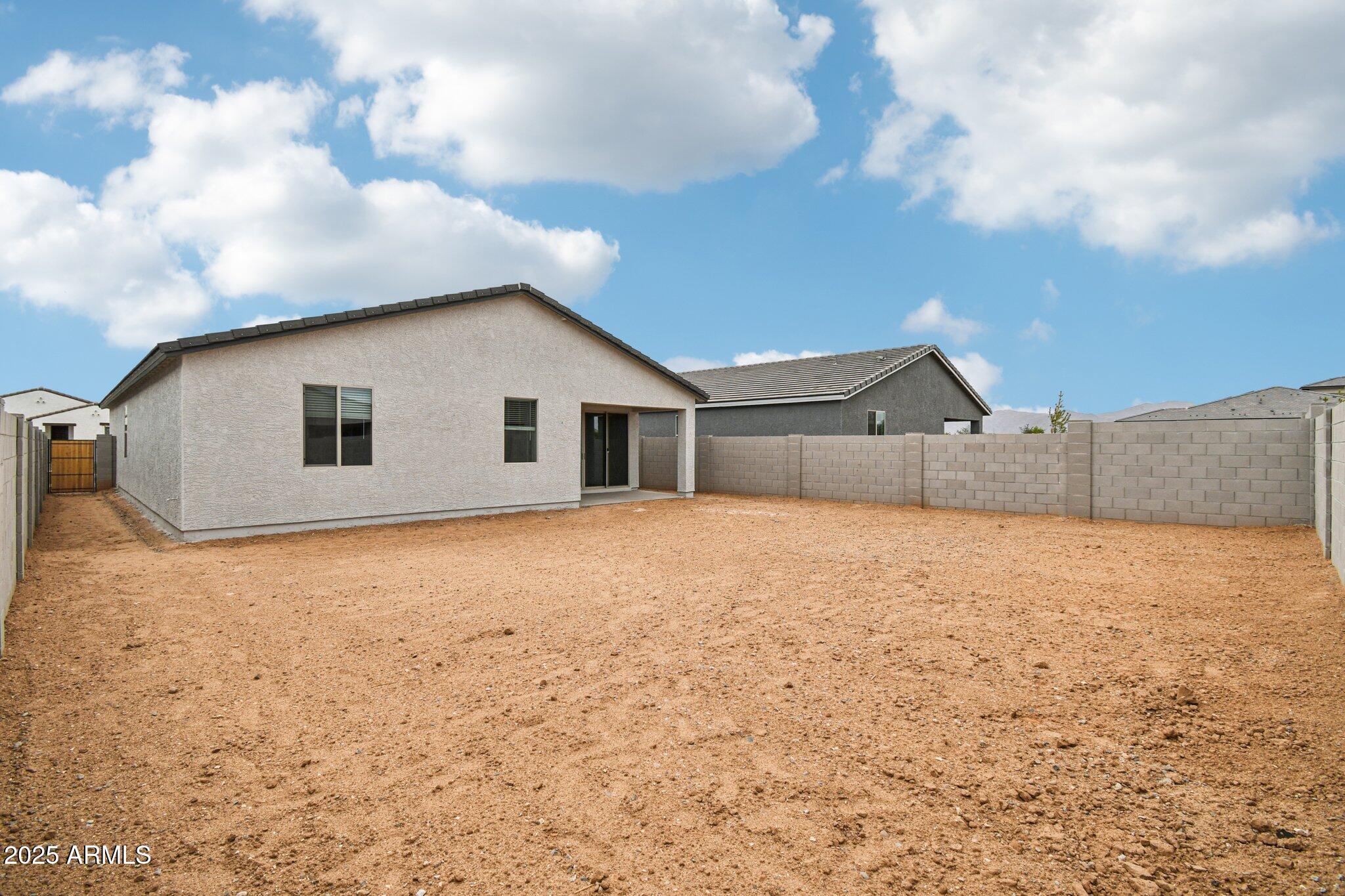 15792 W BERYL Avenue