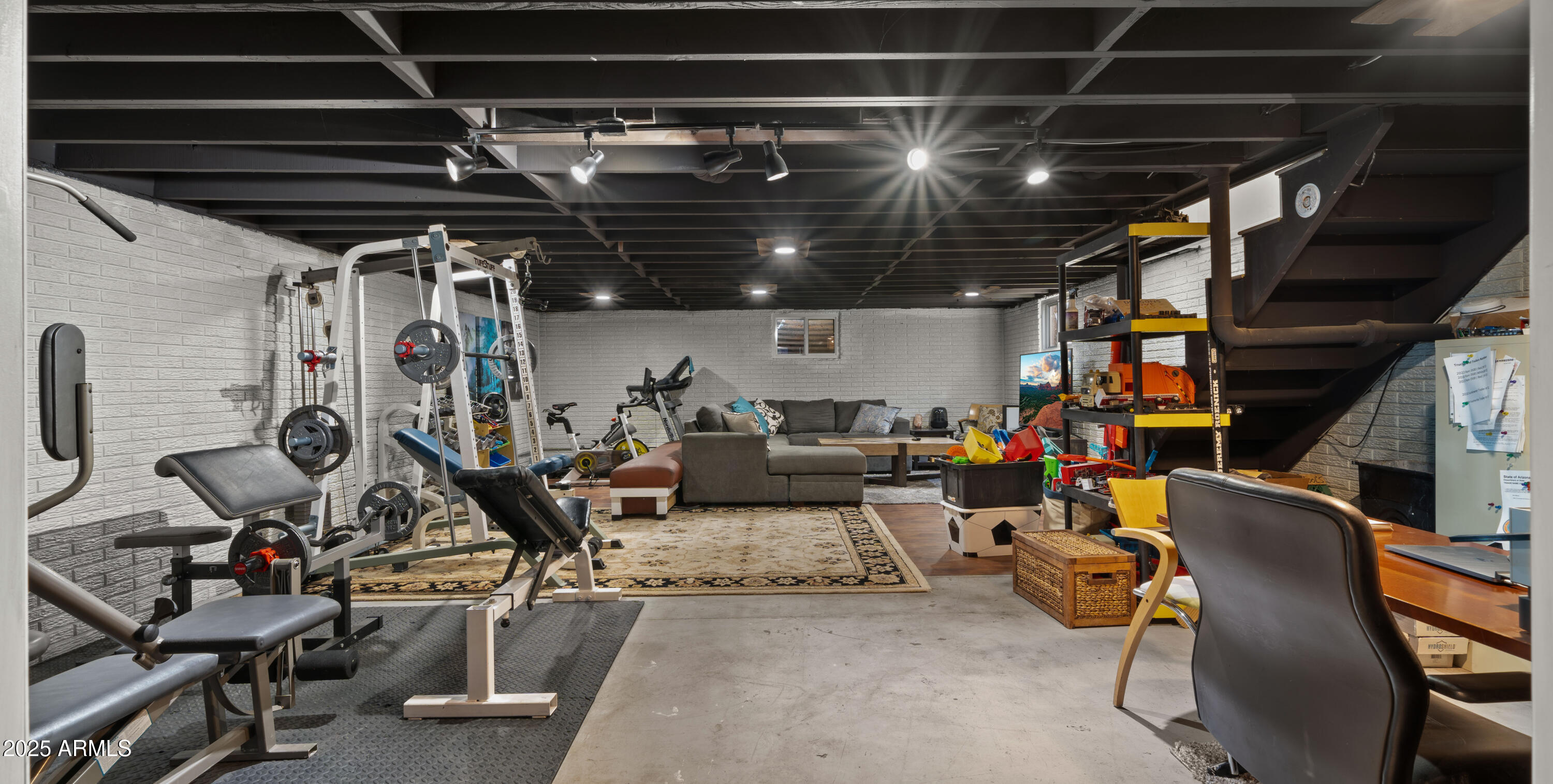 3501 E CORONADO Road