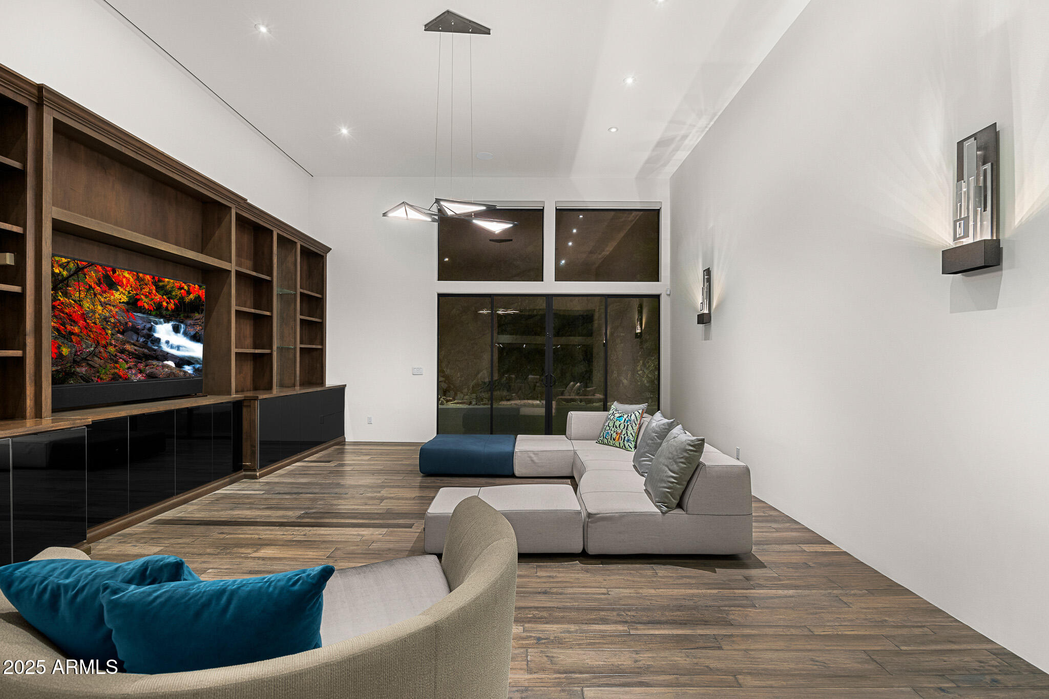 4129 E SANDY MOUNTAIN Road