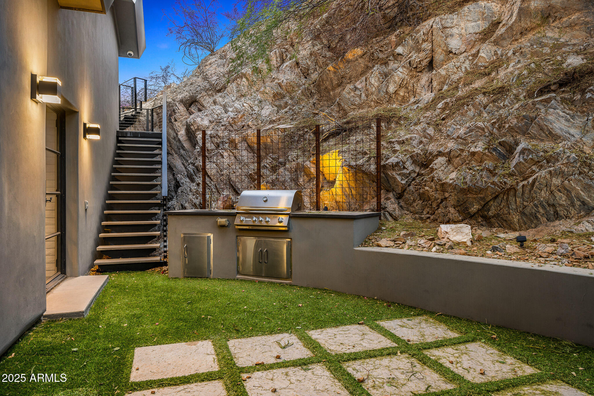 4129 E SANDY MOUNTAIN Road