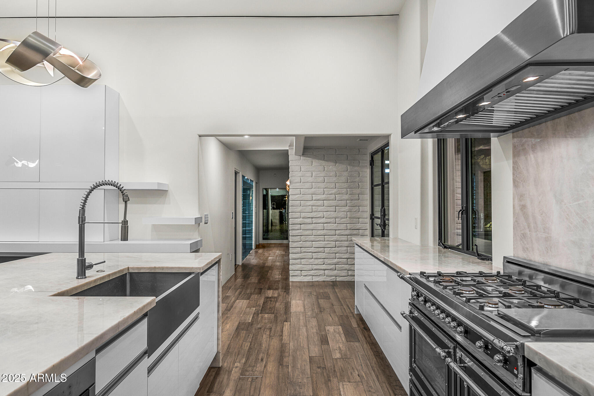 4129 E SANDY MOUNTAIN Road