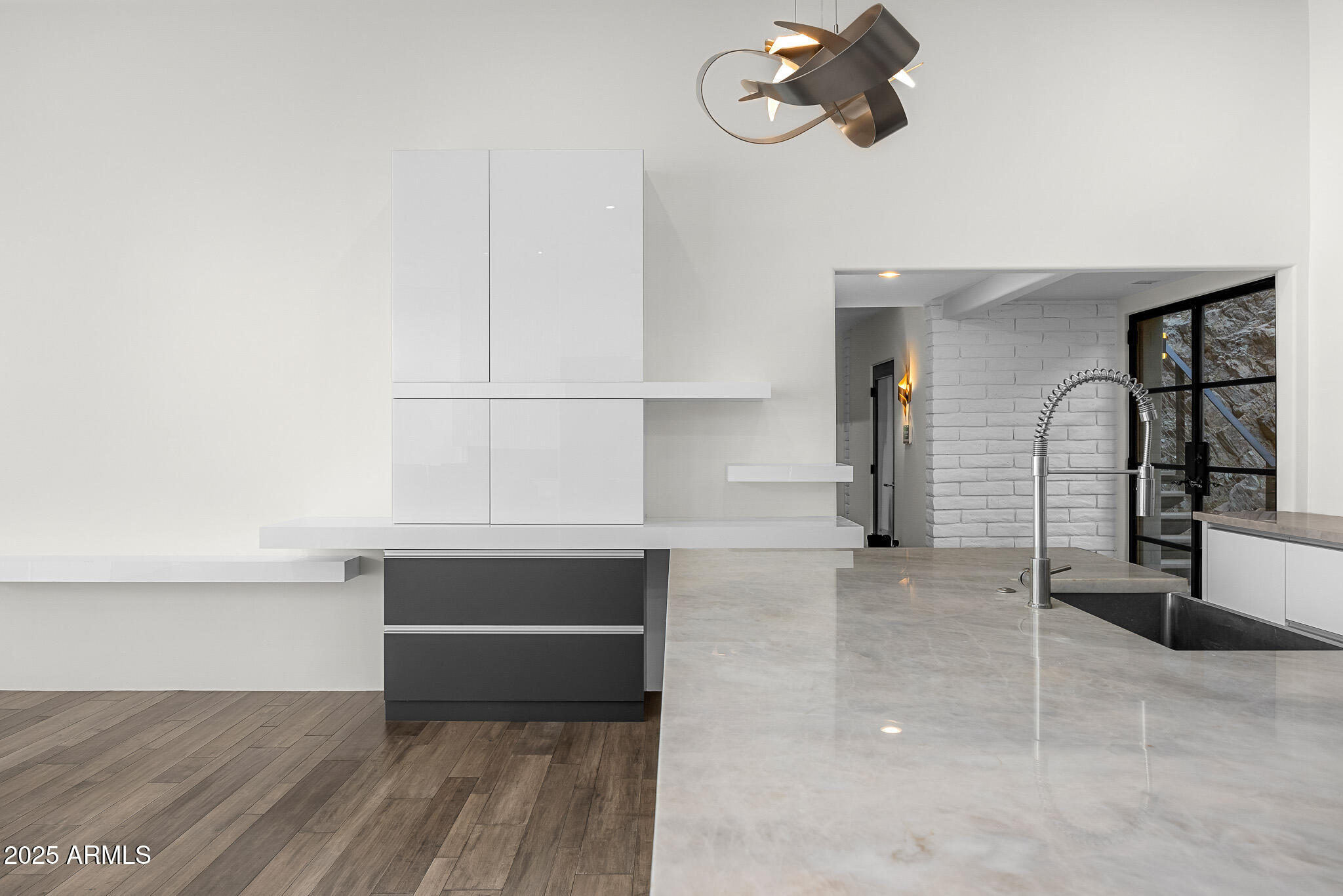 4129 E SANDY MOUNTAIN Road