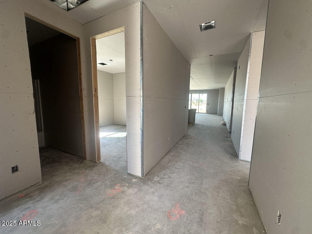 7718 W SADDLEHORN Road