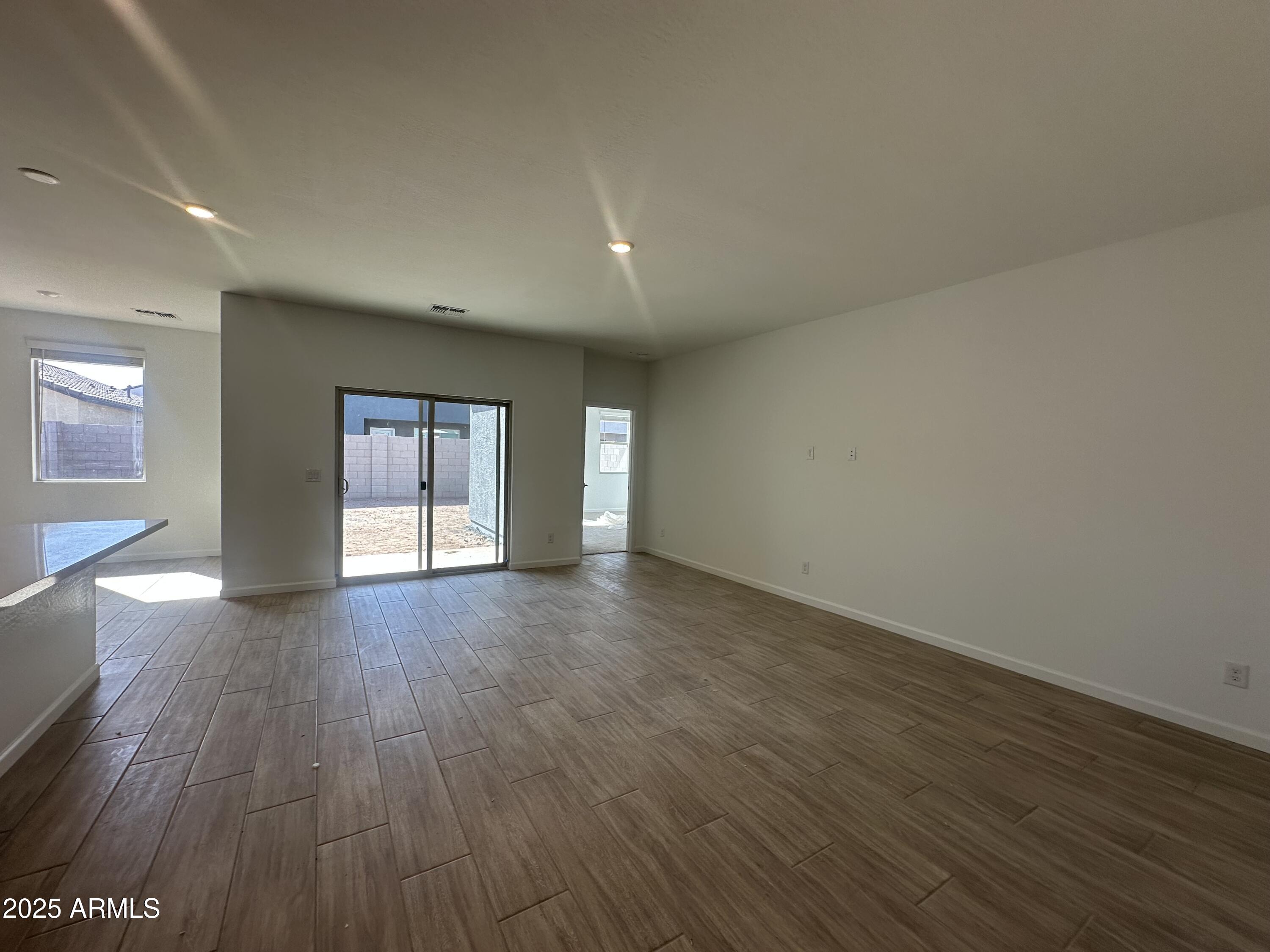 47691 W KENNER Drive