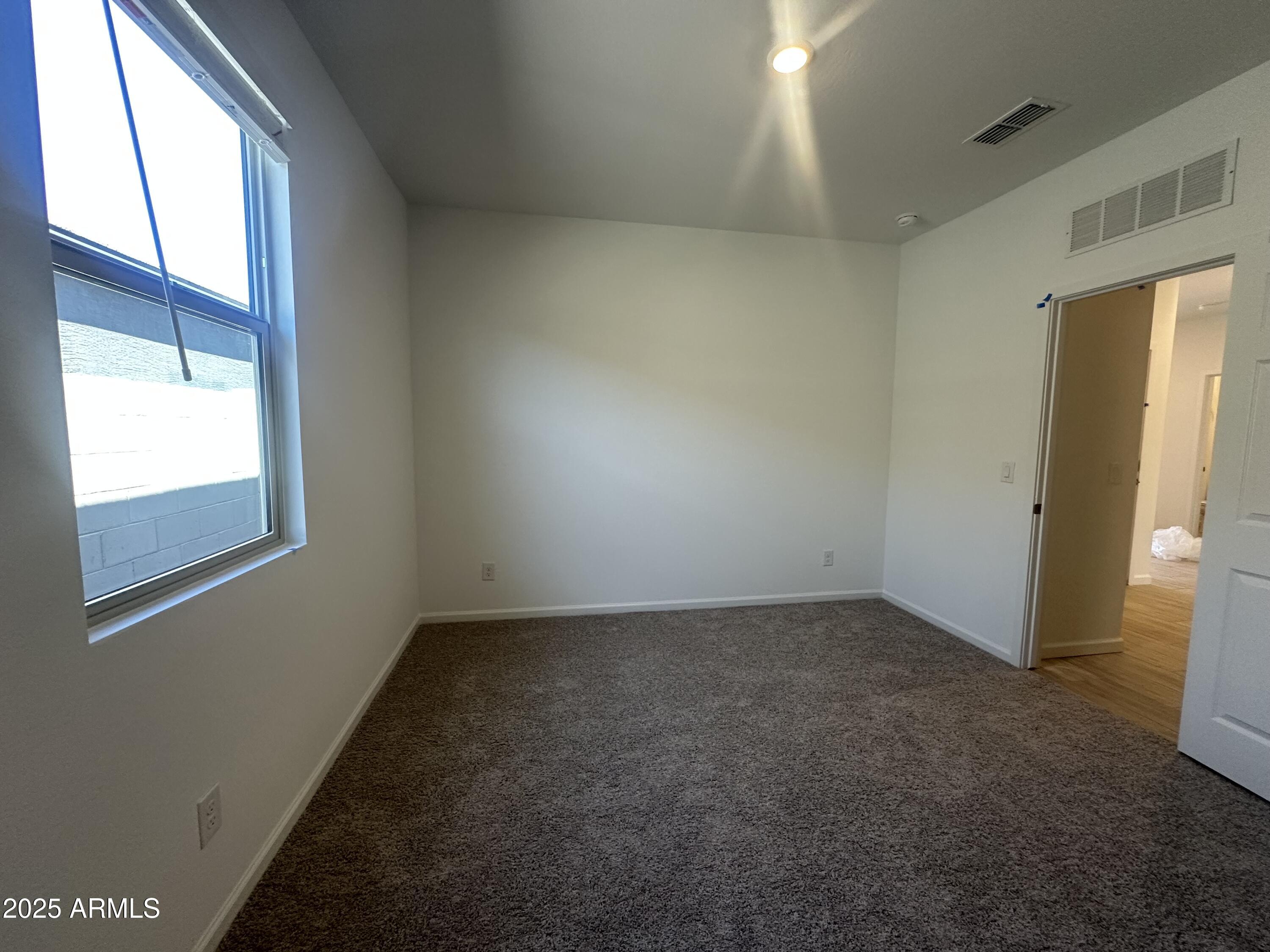 47691 W KENNER Drive