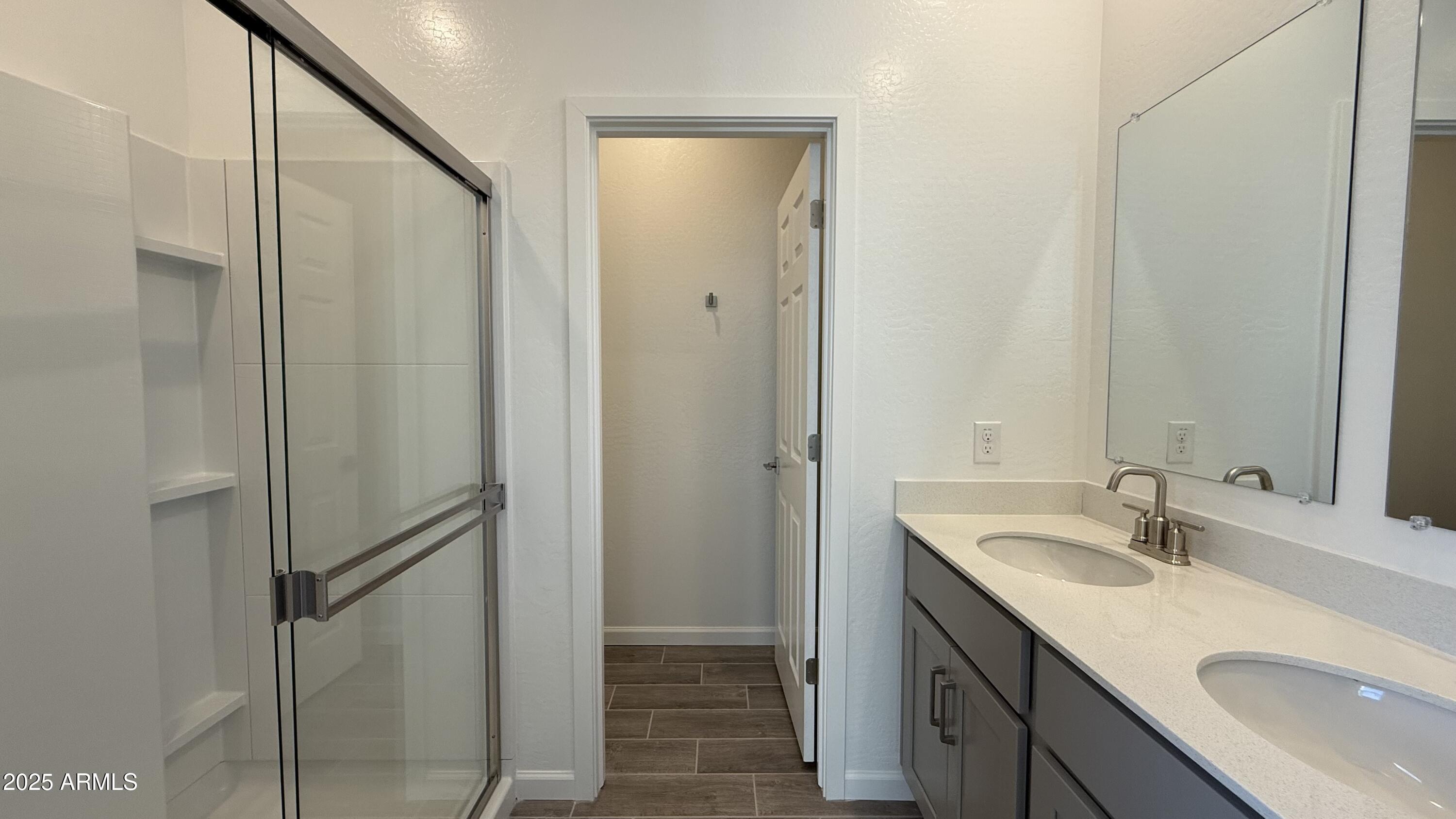 47425 W KENNER Drive