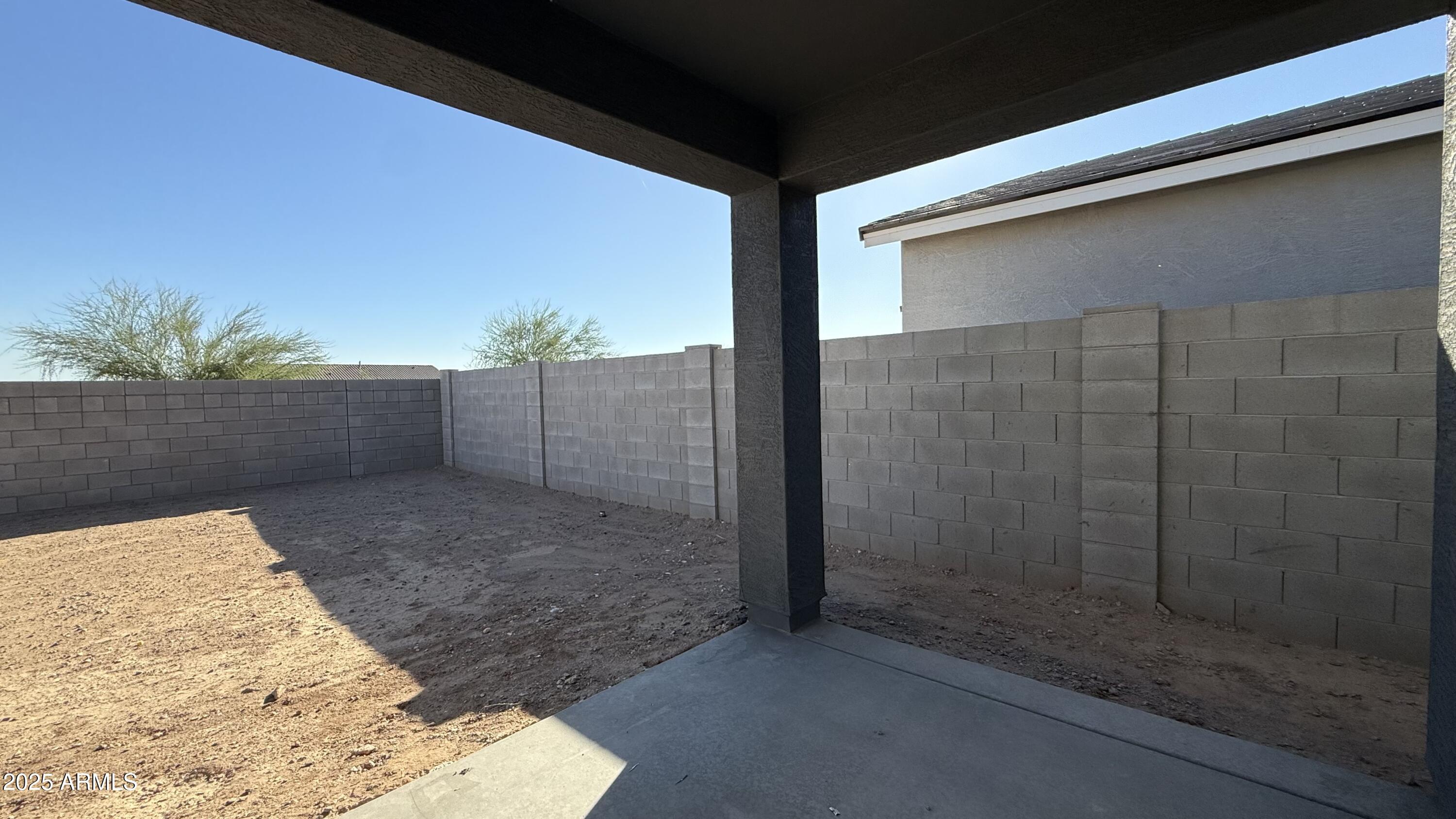 47425 W KENNER Drive