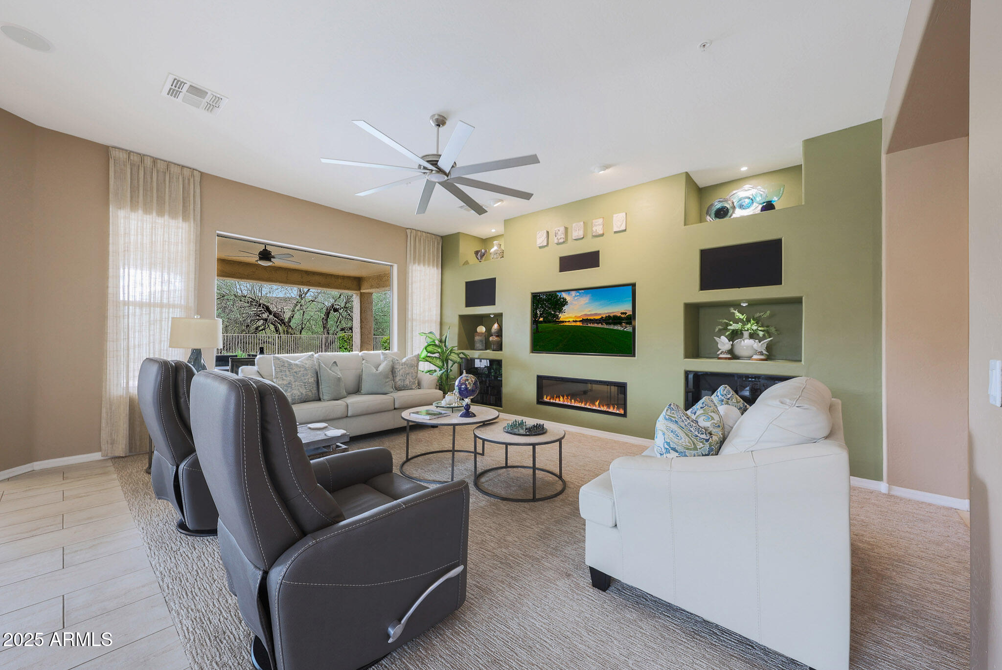 11255 E SOUTHWIND Lane