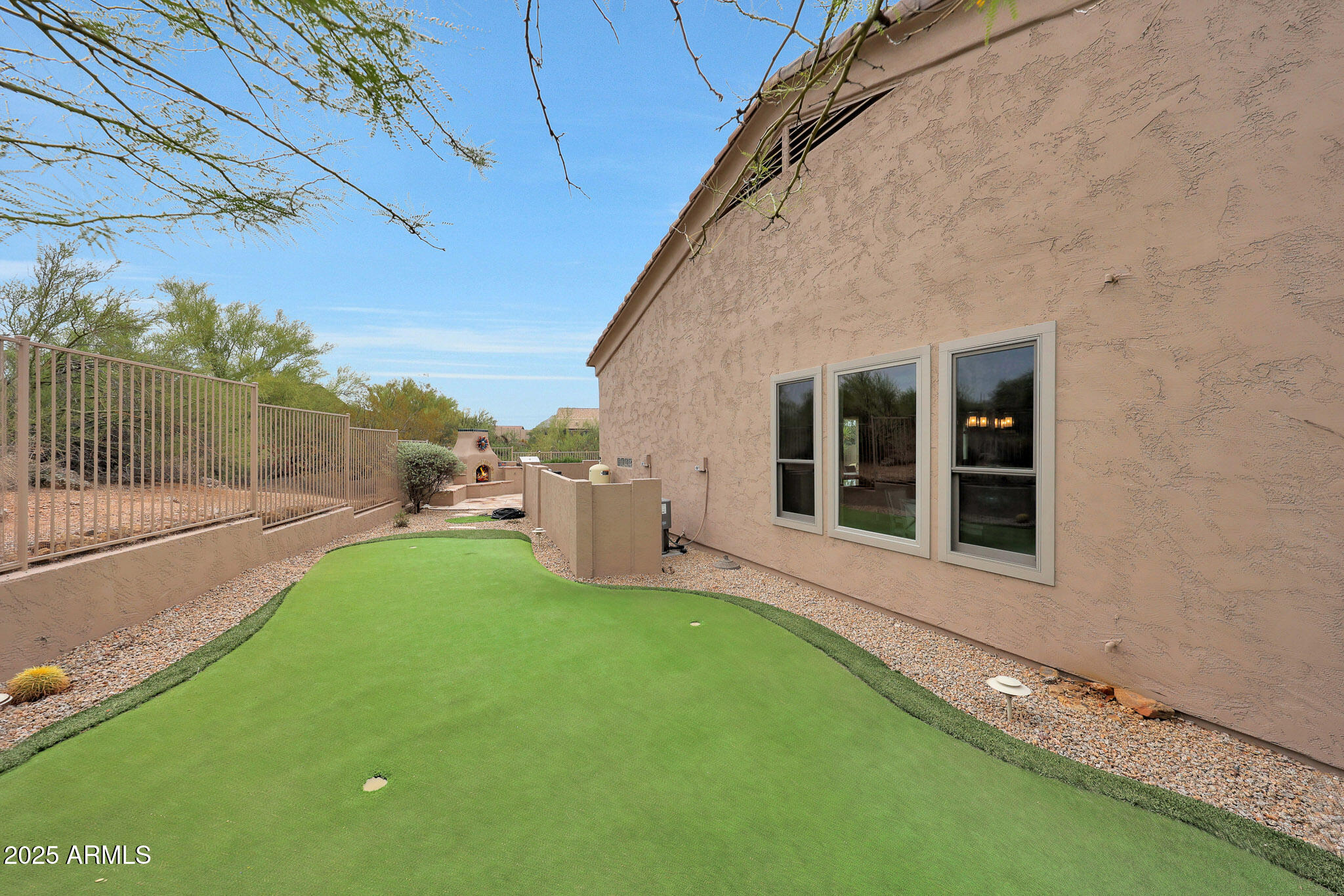 11255 E SOUTHWIND Lane