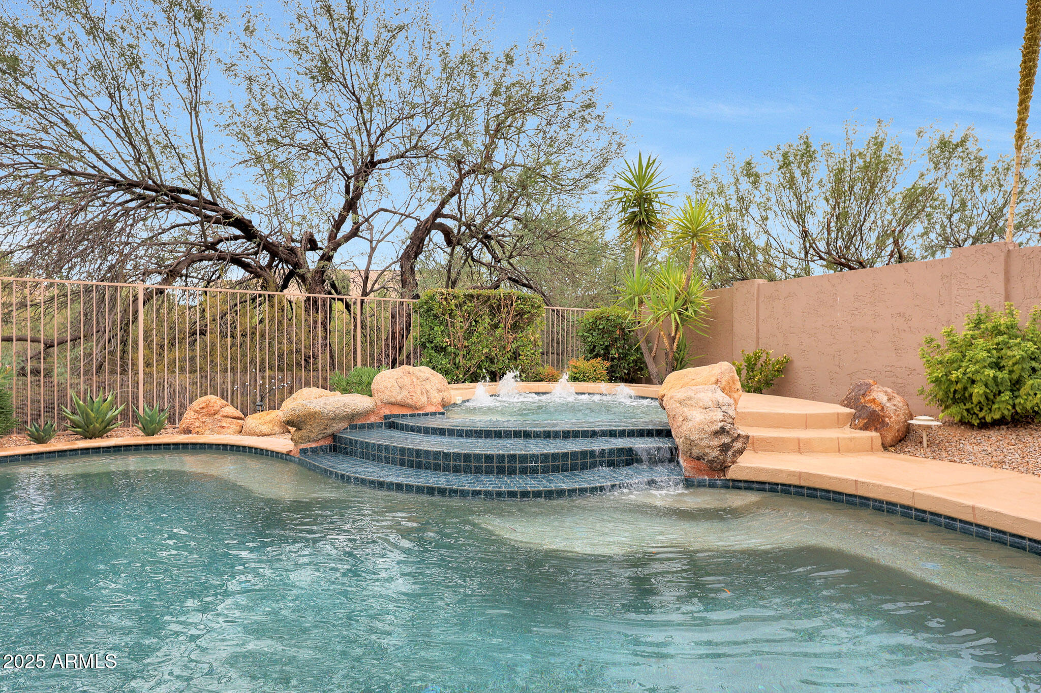 11255 E SOUTHWIND Lane