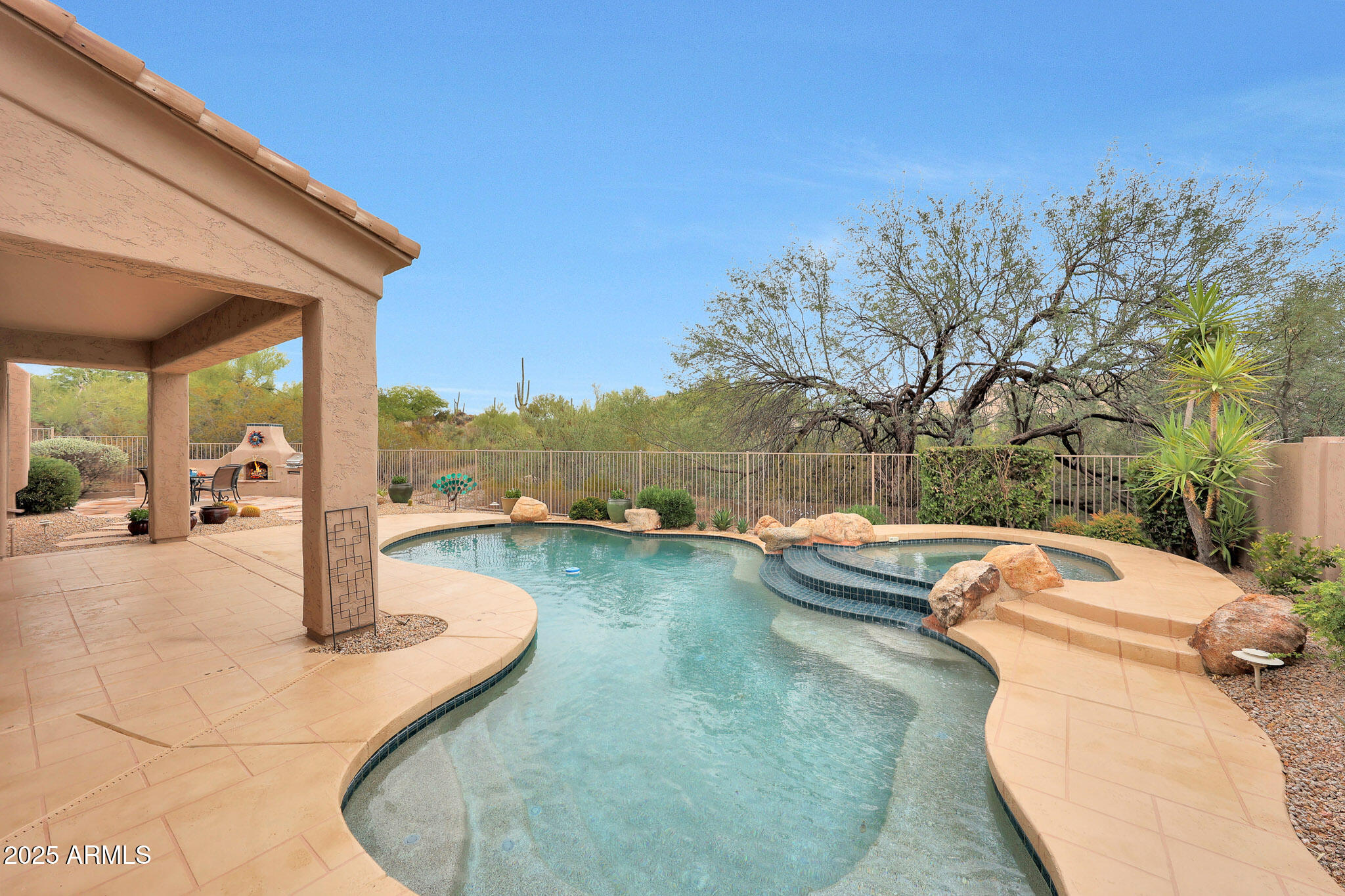 11255 E SOUTHWIND Lane