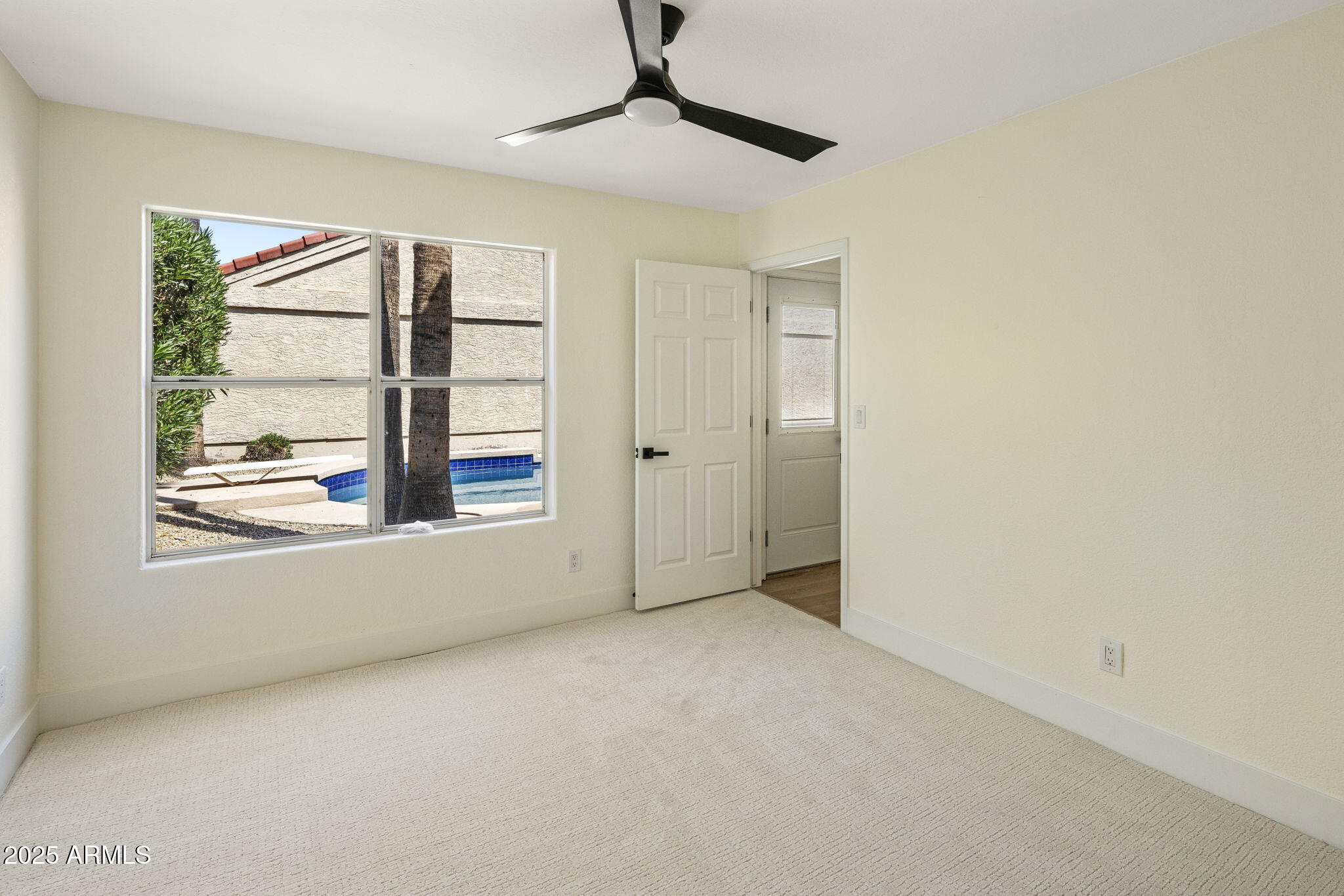 11248 E SUNNYSIDE Drive